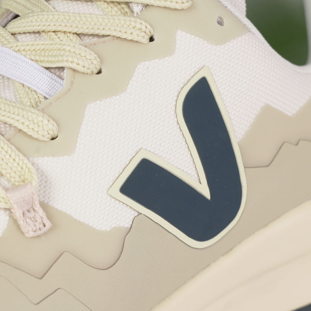 Veja Women's Fitz Roy Trek-Shell - Gravel/Nautico