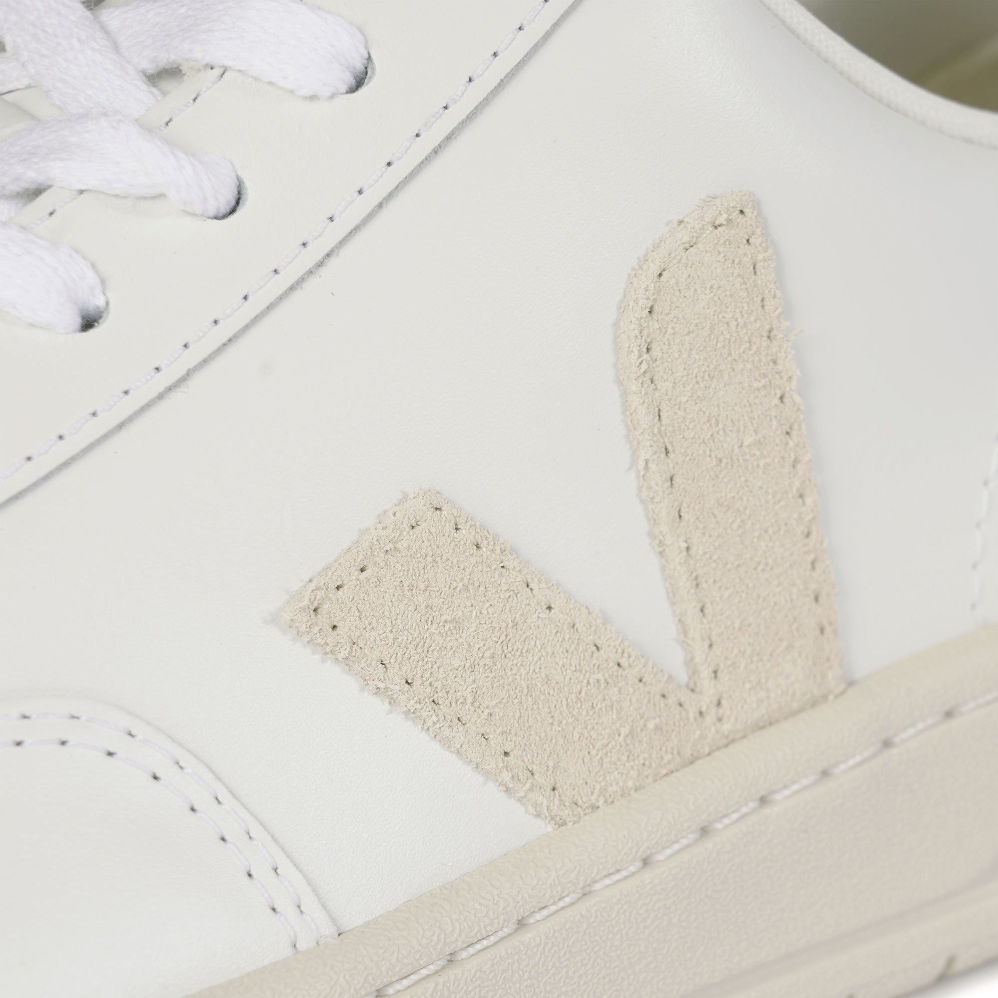 Veja Women's V-12 Leather - White/Sable