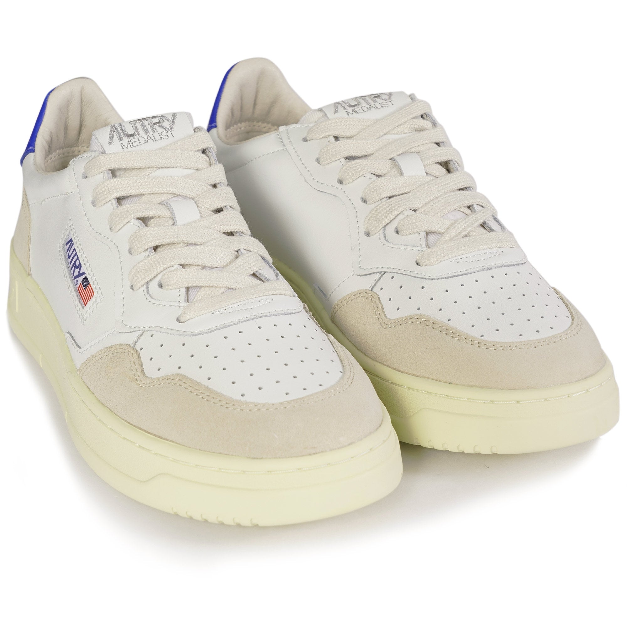 Medalist Low Sneakers - White/Pale Blue