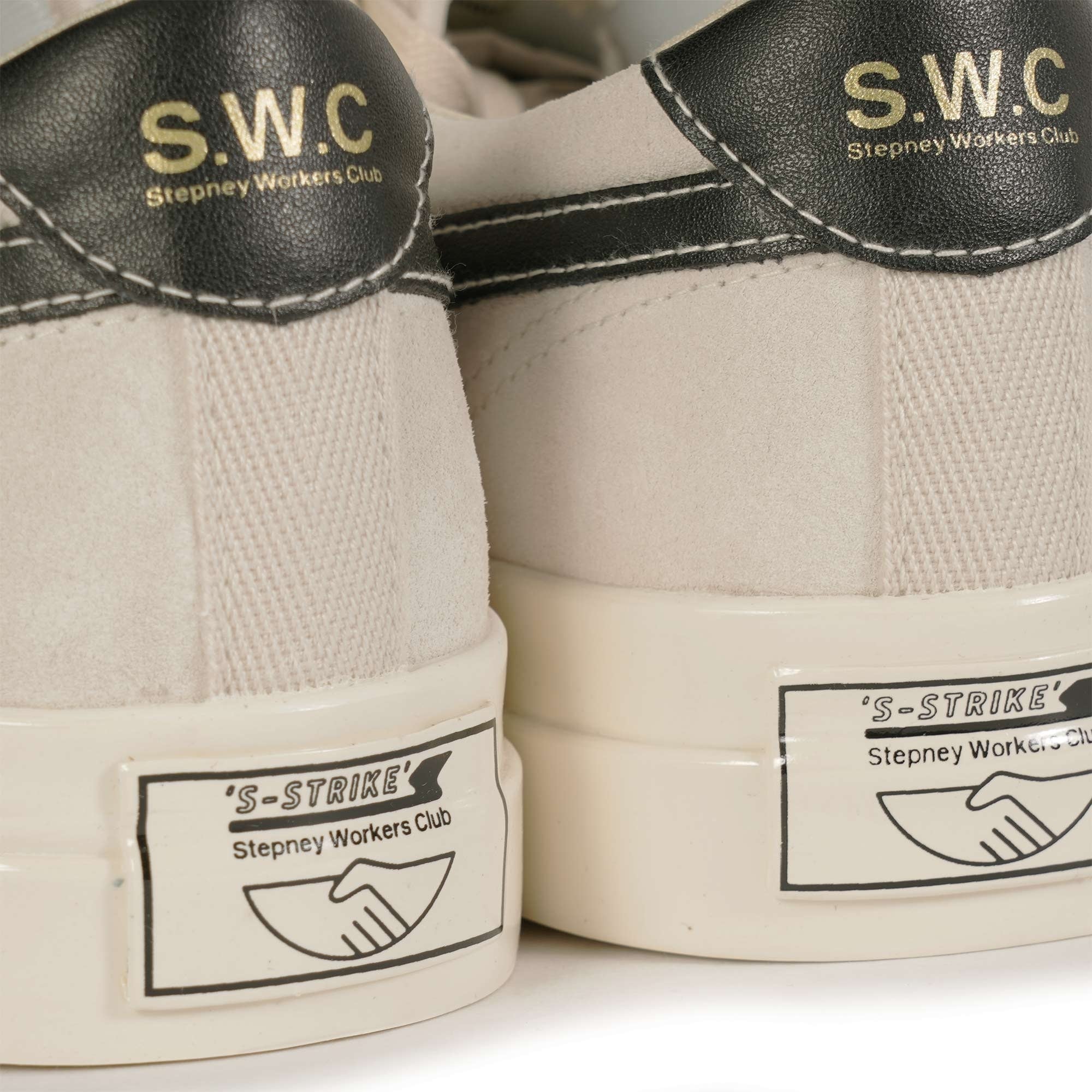 Stepney Workers Club Dellow S-Strike Suede - Ecru/Black
