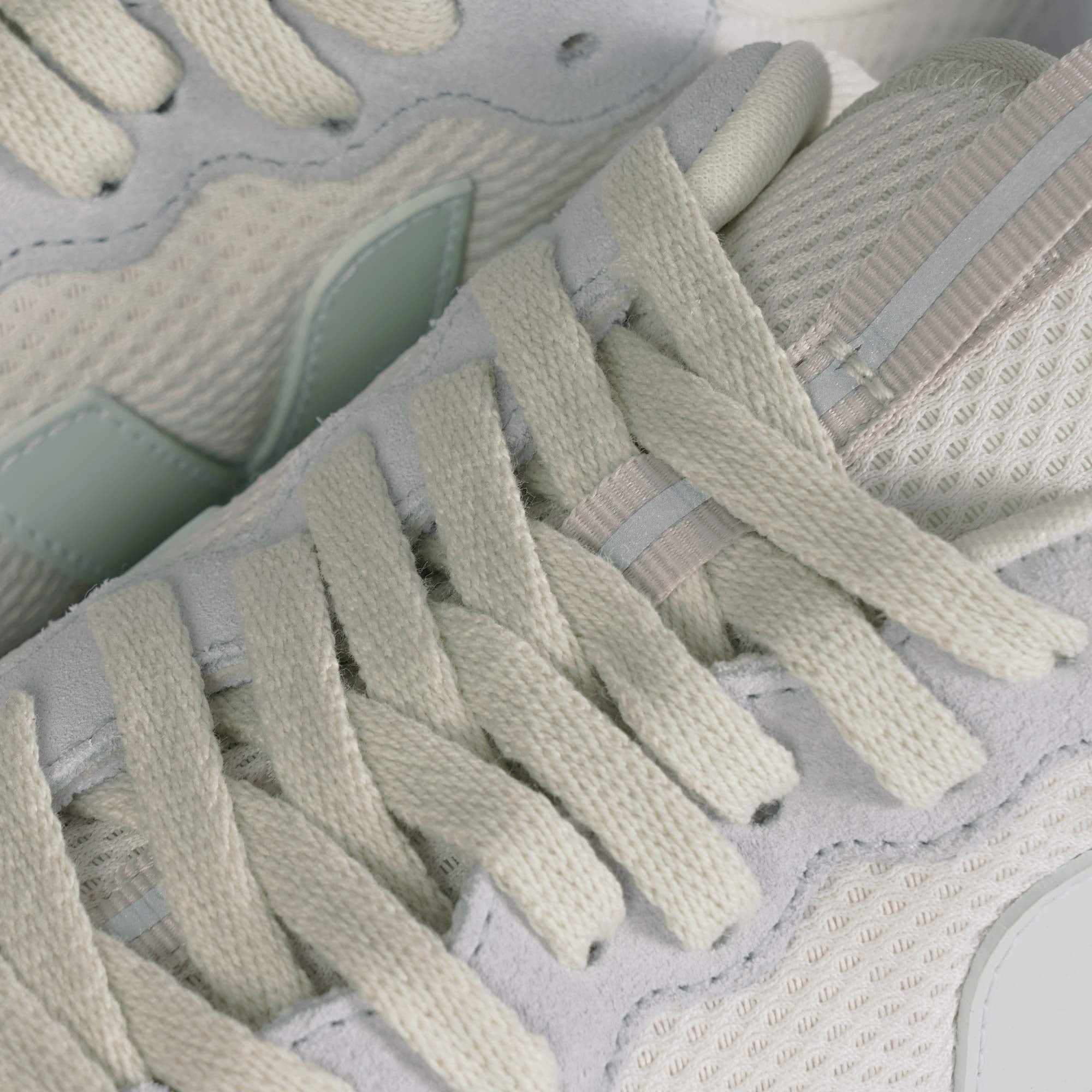 Veja Women's Venturi Hexamesh - Gravel Menthol