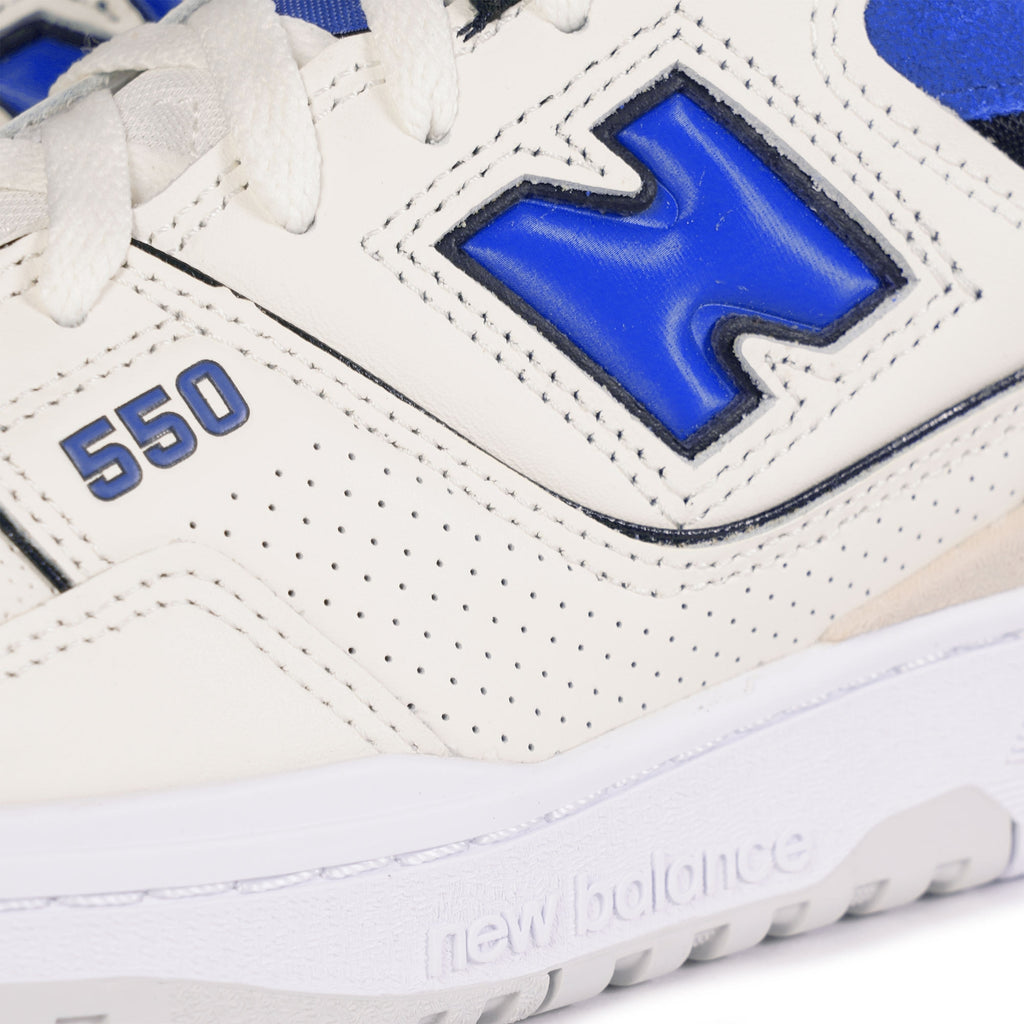 550 - White/Blue