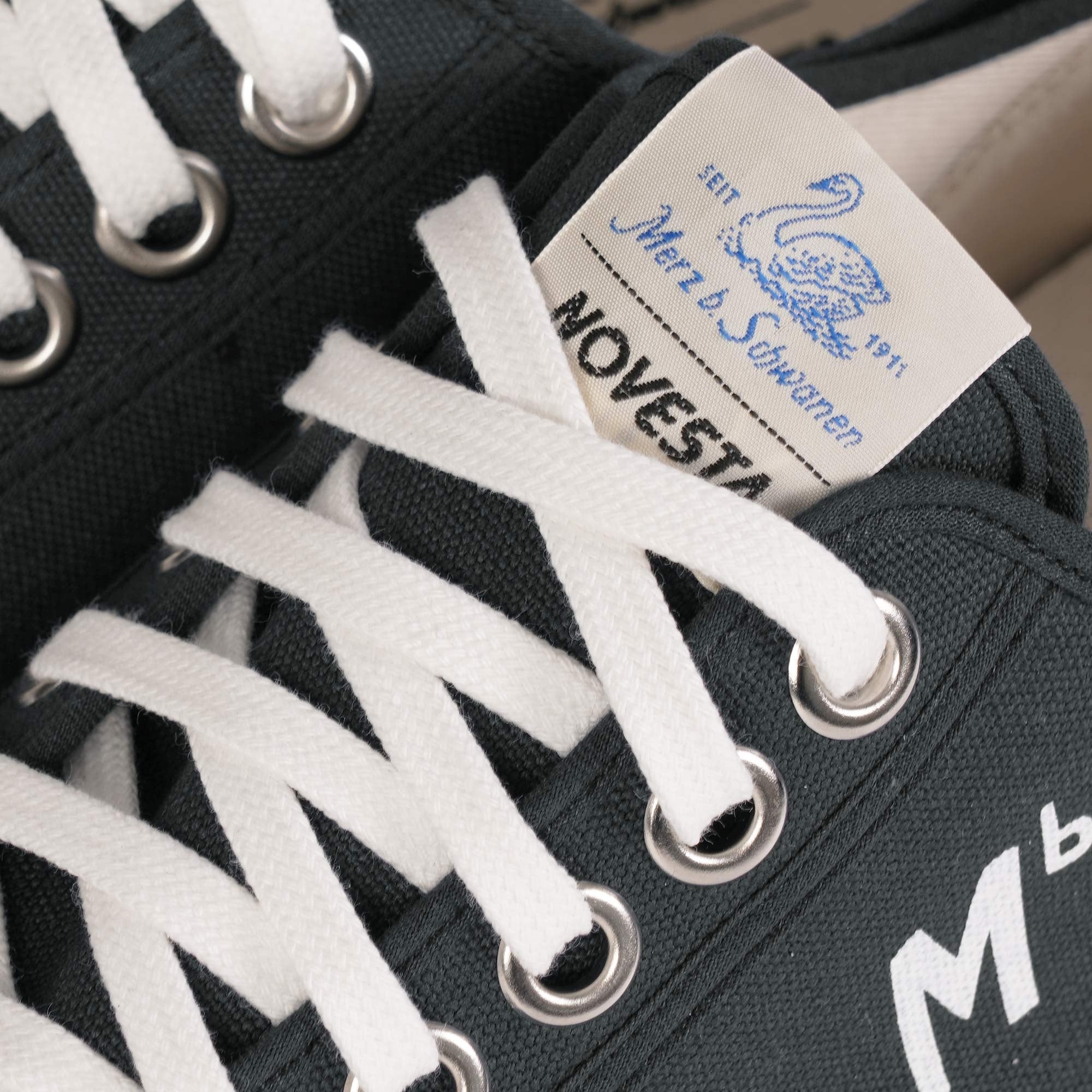 Novesta x Merz B Schwanen Star Master - Deep Black