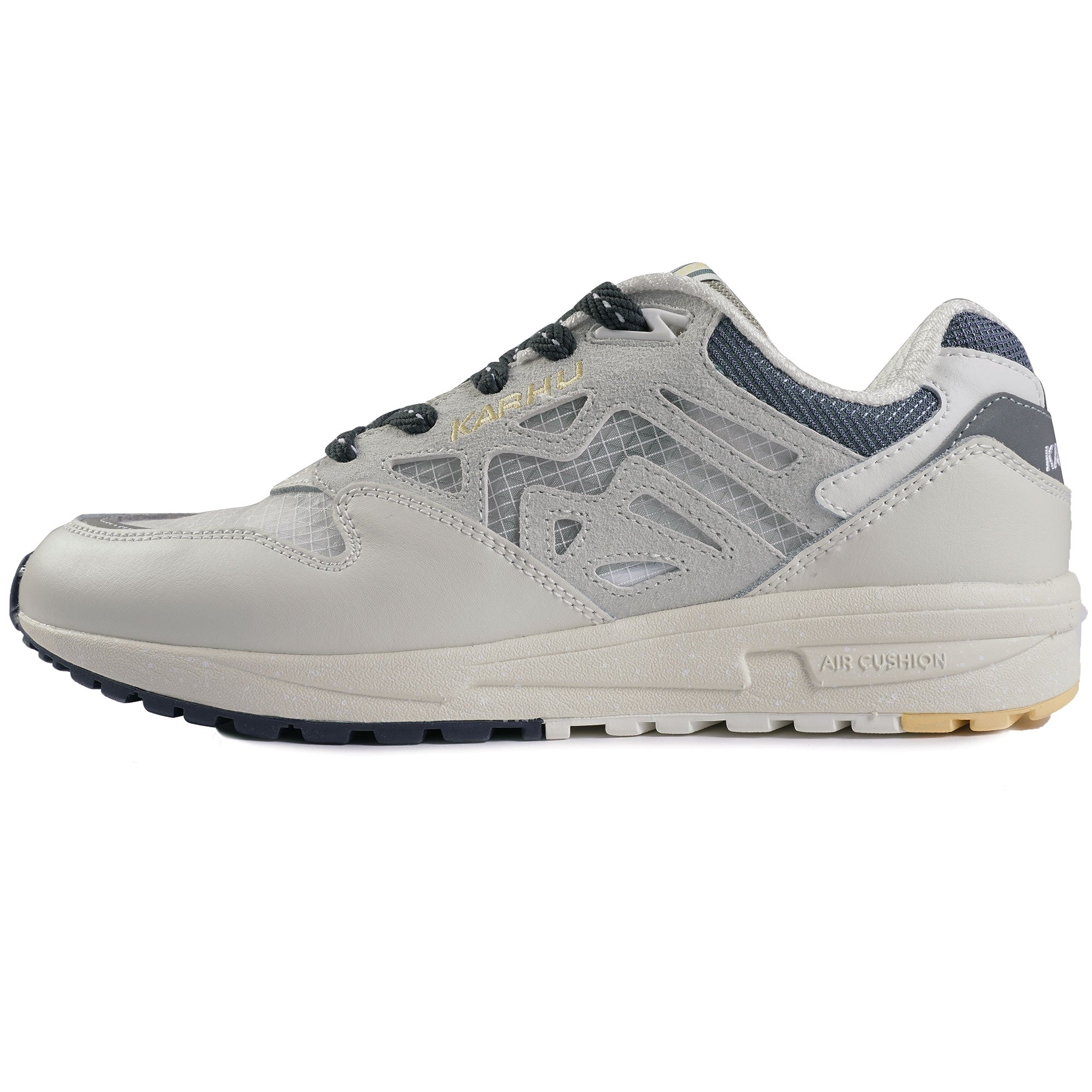 Karhu Legacy 96 - Lily White and Transparent