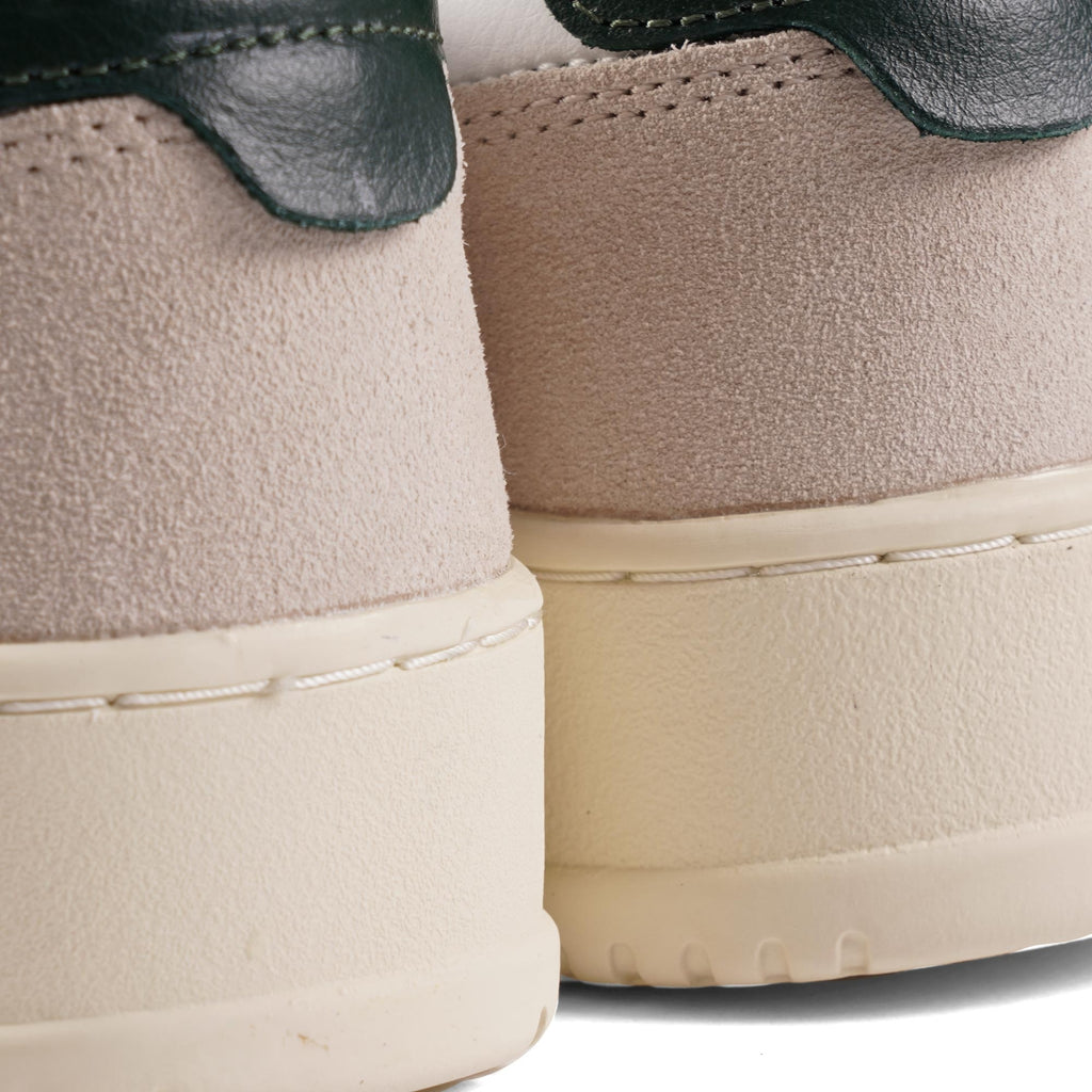 Autry Medalist Low Sneaker - White & Mount
