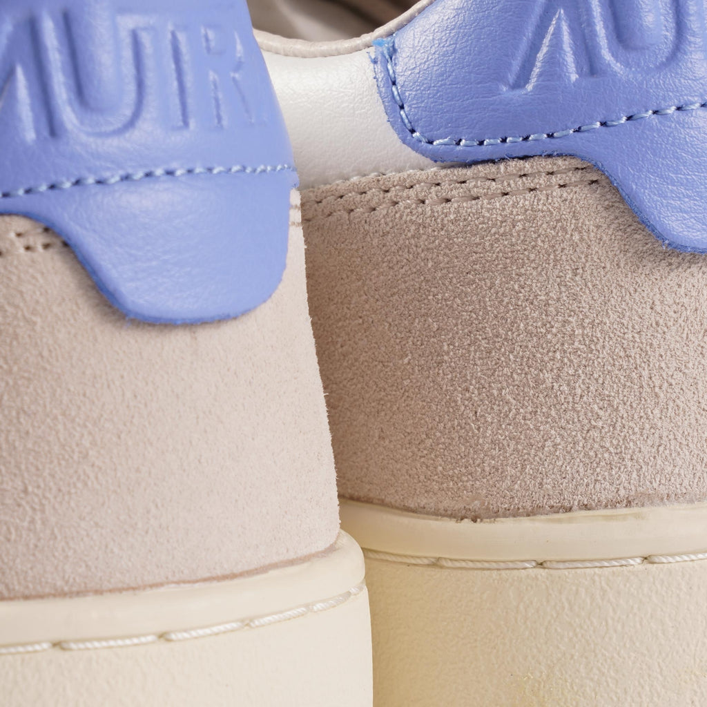 Autry Medalist Low Sneakers - White & Vista