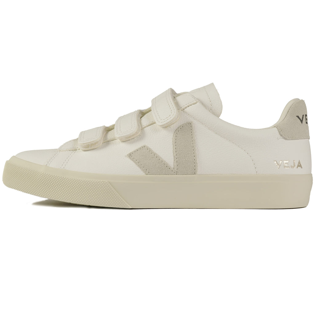 Veja Womens Recife Logo Chromefree Leather - White