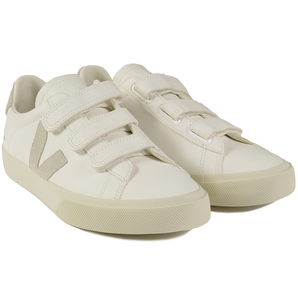 Veja Womens Recife Logo Chromefree Leather - White