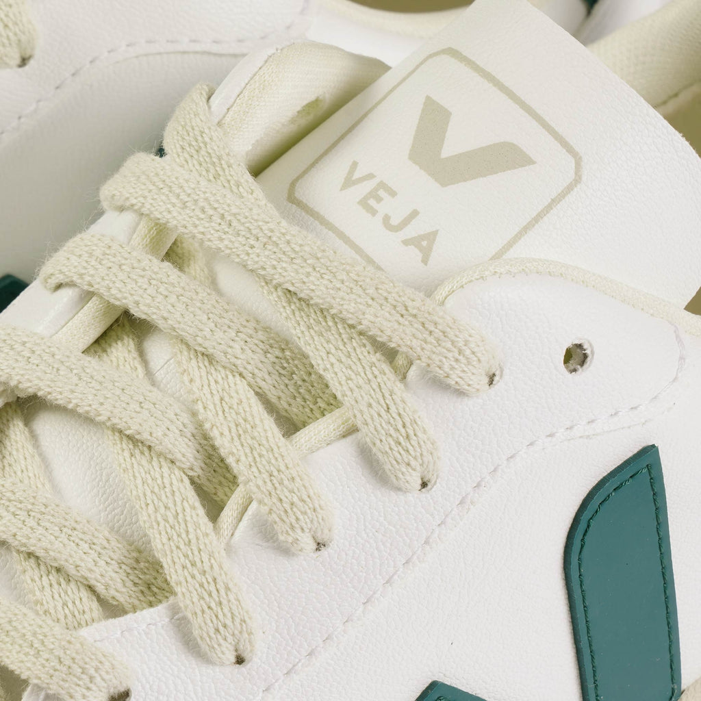 Veja Womens V-10 CWL - White & Brittany