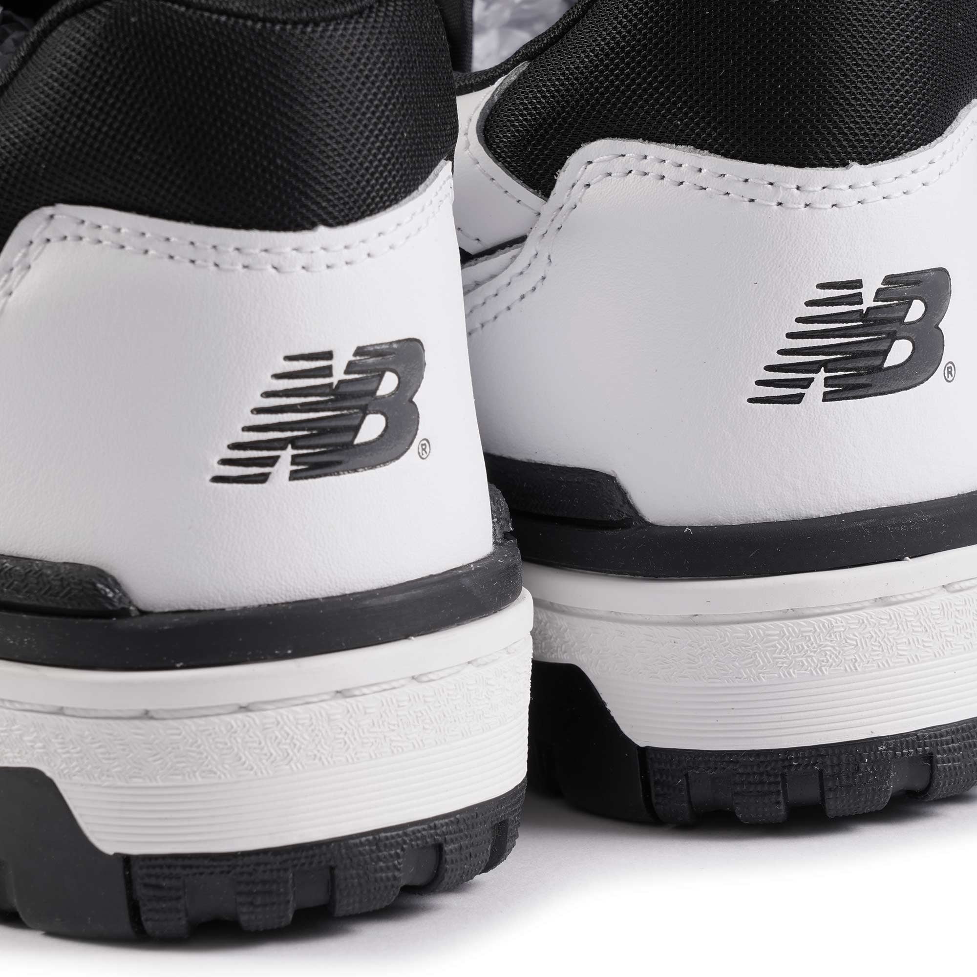 New Balance 550 - White and Black