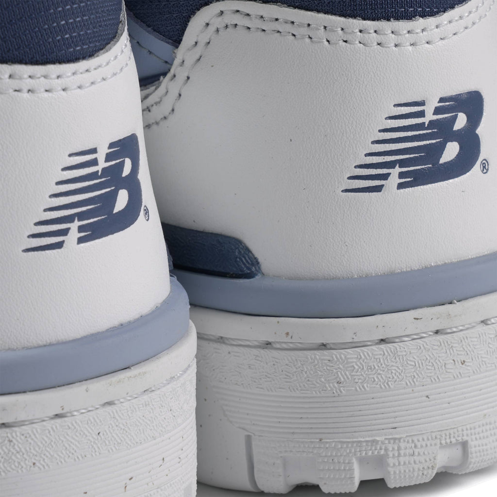 Women's 550 - White and Blue