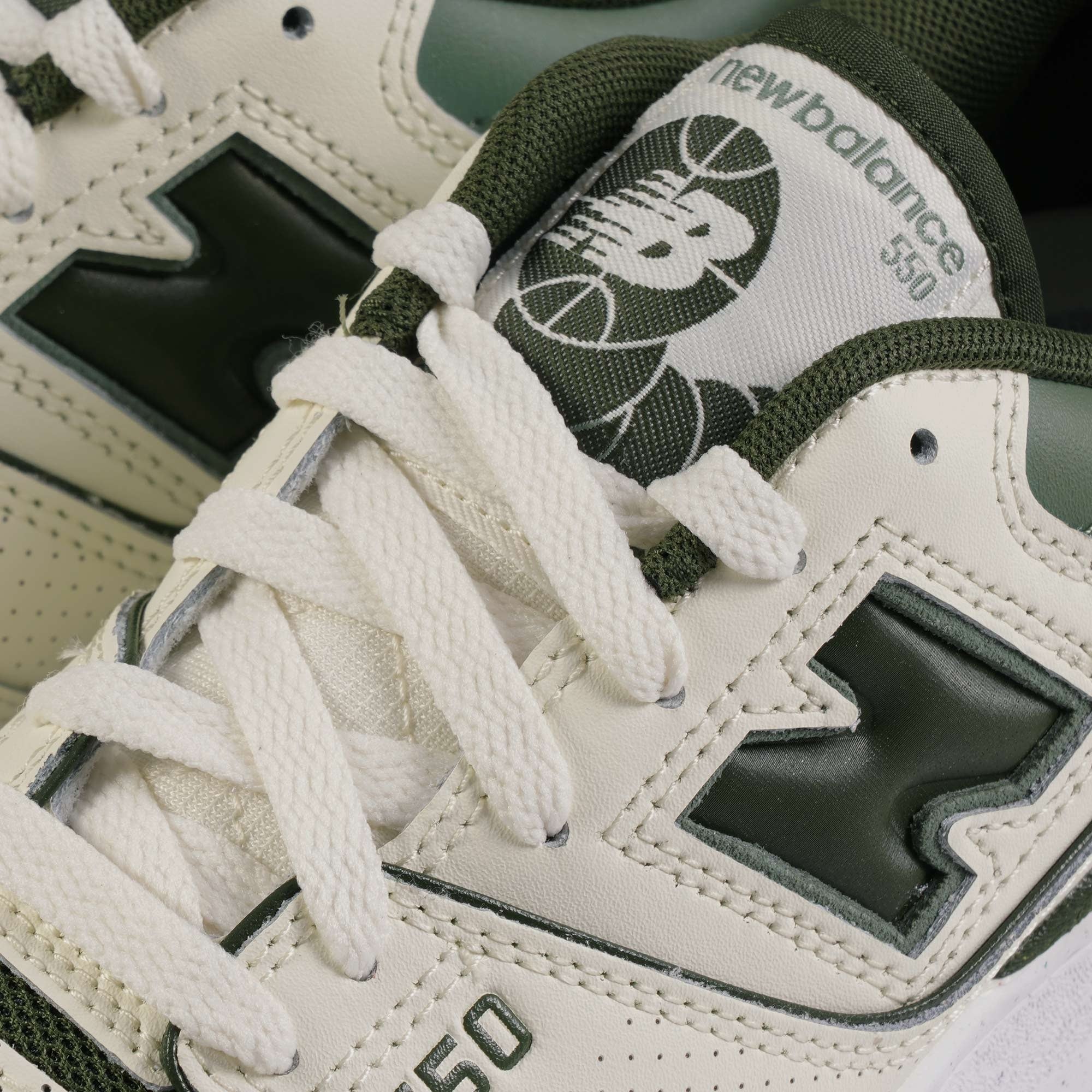 New Balance Women's 550 - Angora and Green
