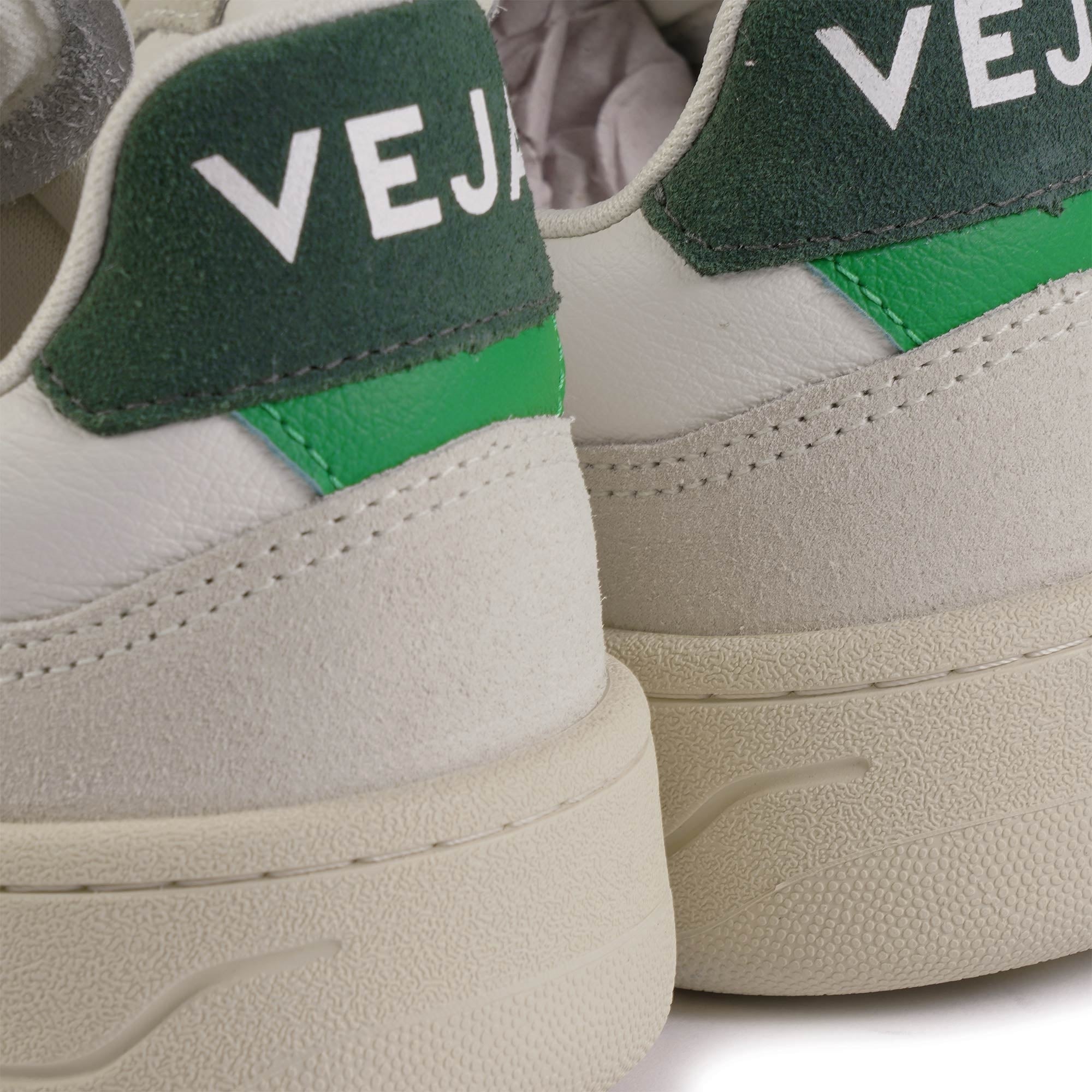 Veja V-90 O.T Leather - Extra White