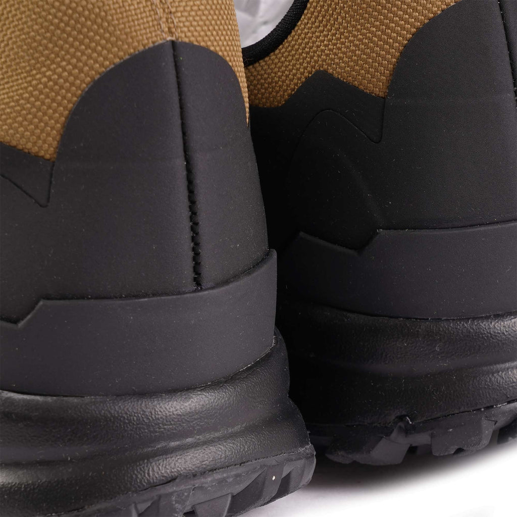 Veja Fitz Roy FS Trek Shell - Terra and Black