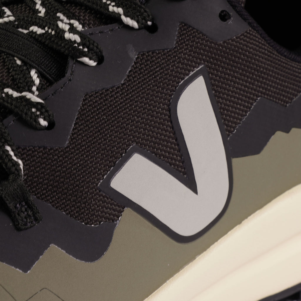 Veja Women's Fitz Roy FS Trek Shell - Black