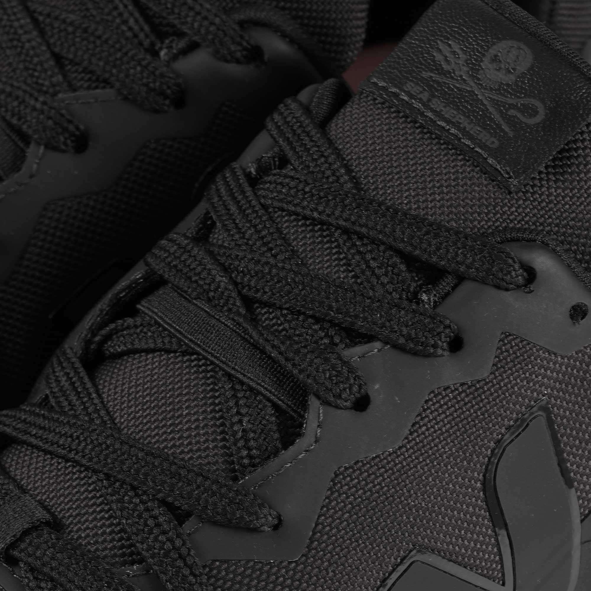 Veja x Sea Shepherd Fitz Roy FS Trek Shell - Black