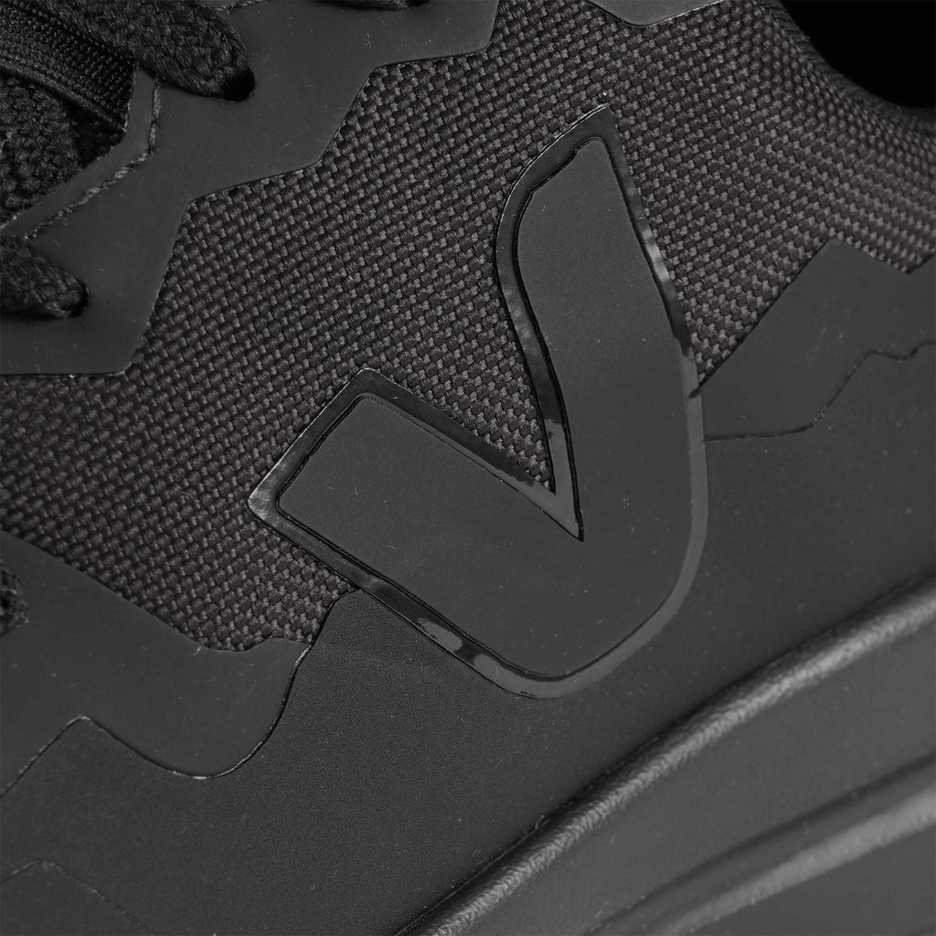 Veja x Sea Shepherd Fitz Roy FS Trek Shell - Black