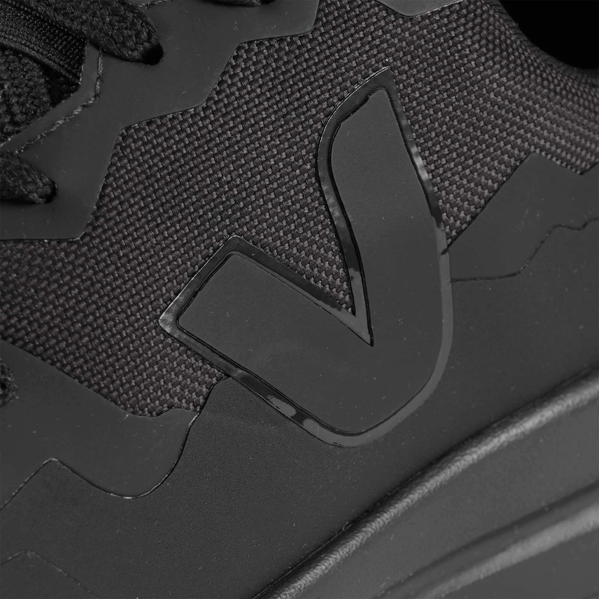 Veja x Sea Shepherd Fitz Roy FS Trek Shell - Black