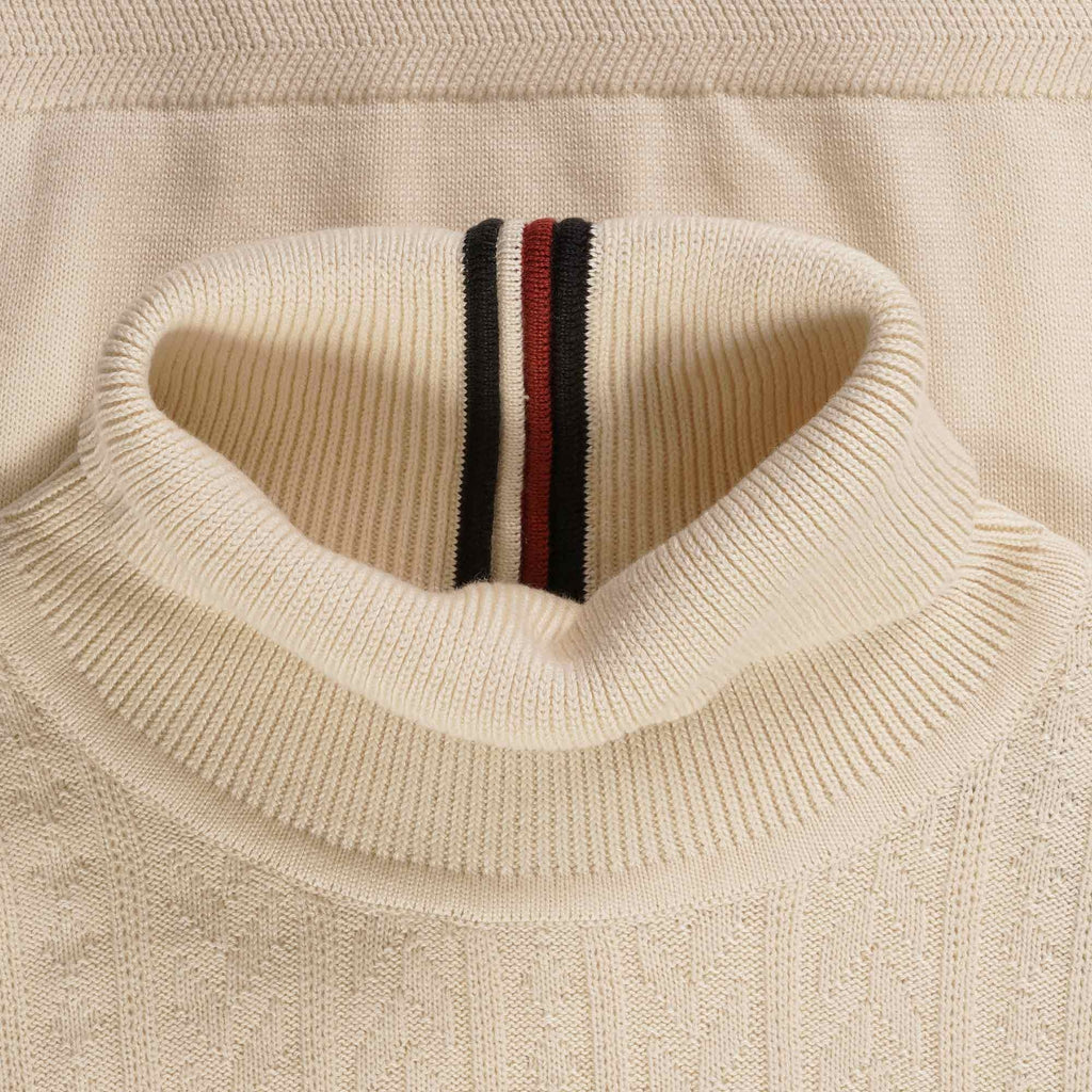 Gabicci Vintage Leonardo Turtle Neck - Cream
