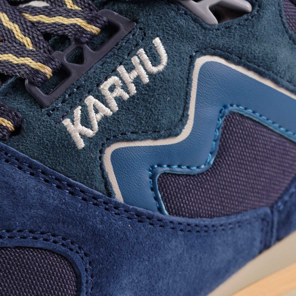 Karhu Synchron Classic - Reflecting Pond and Deep Lagoon