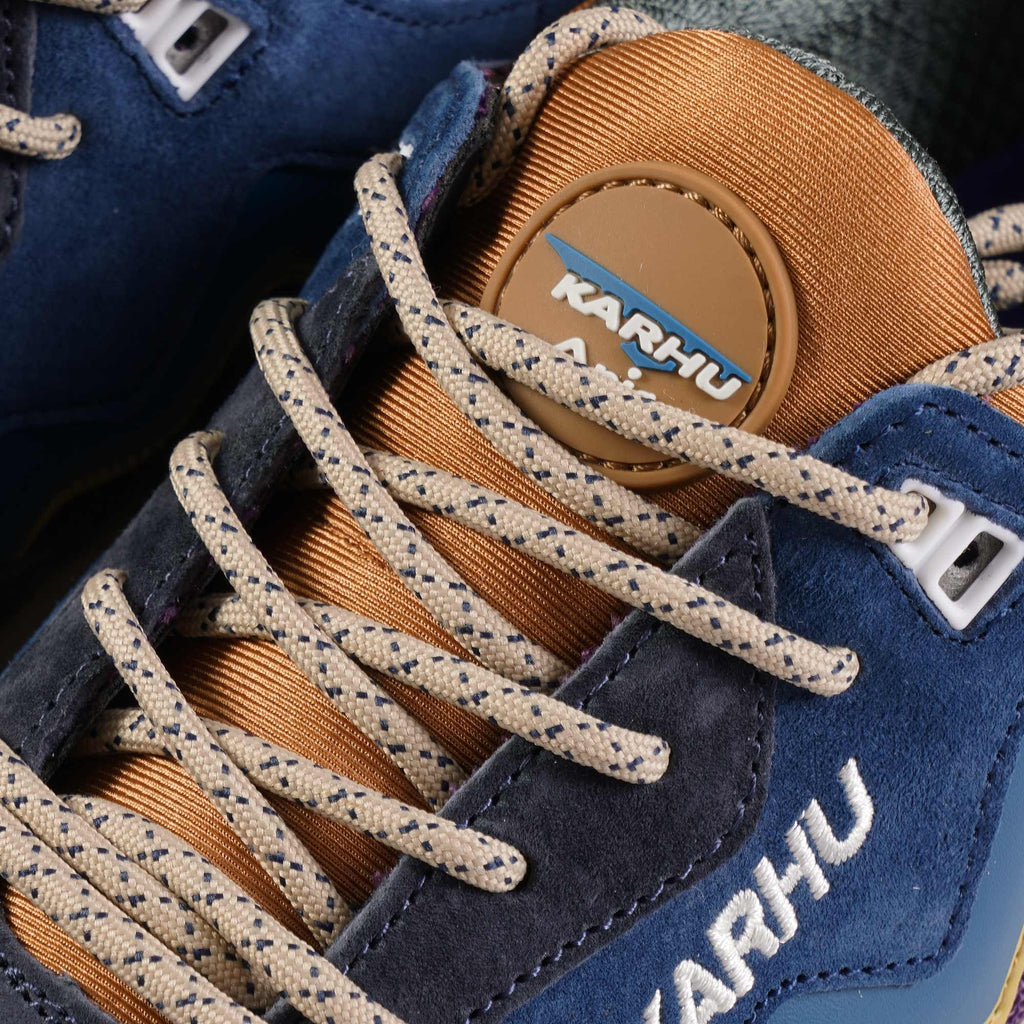 Karhu Aria 95 - Sweet Grape and Deep Lagoon