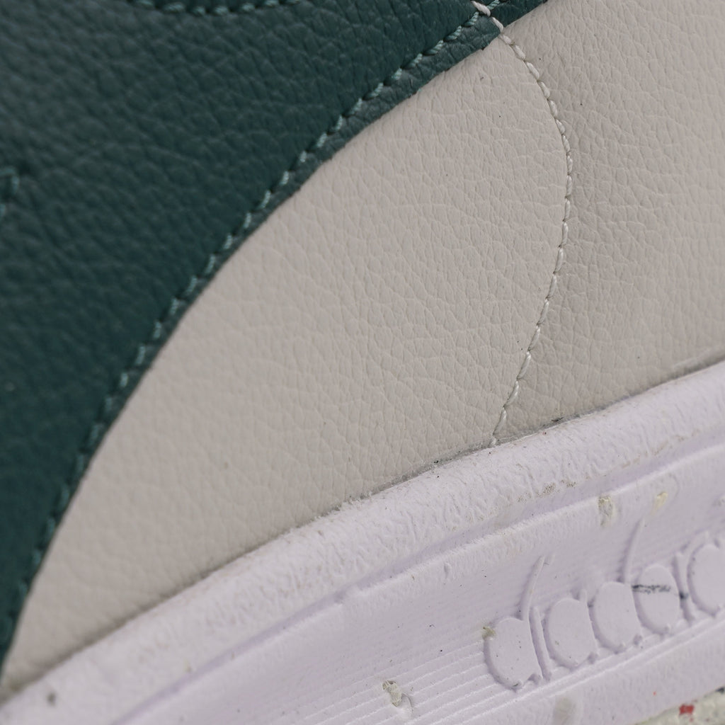 B.Elite ACBC - White and Green