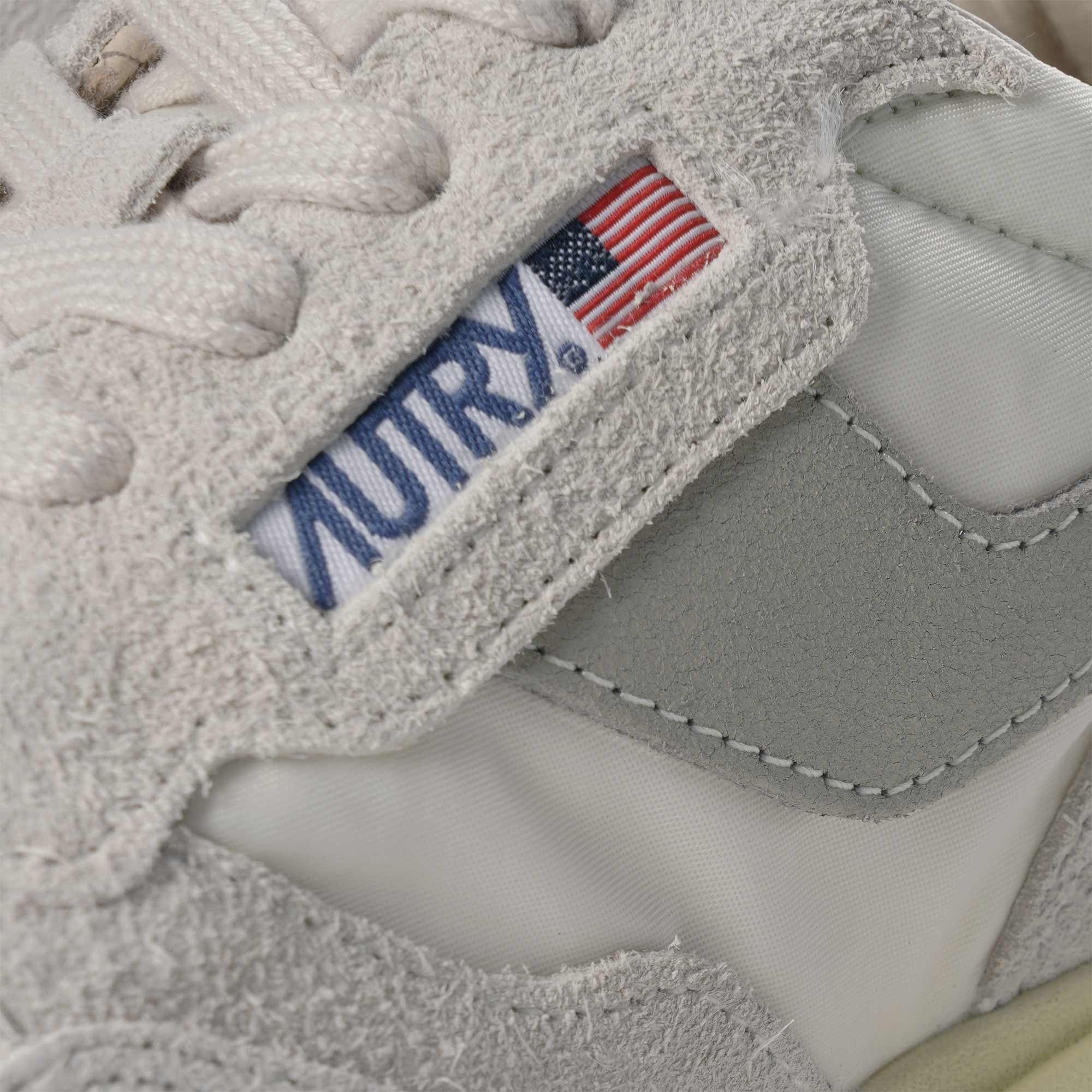 Reelwind Low Sneaker - White and Natural