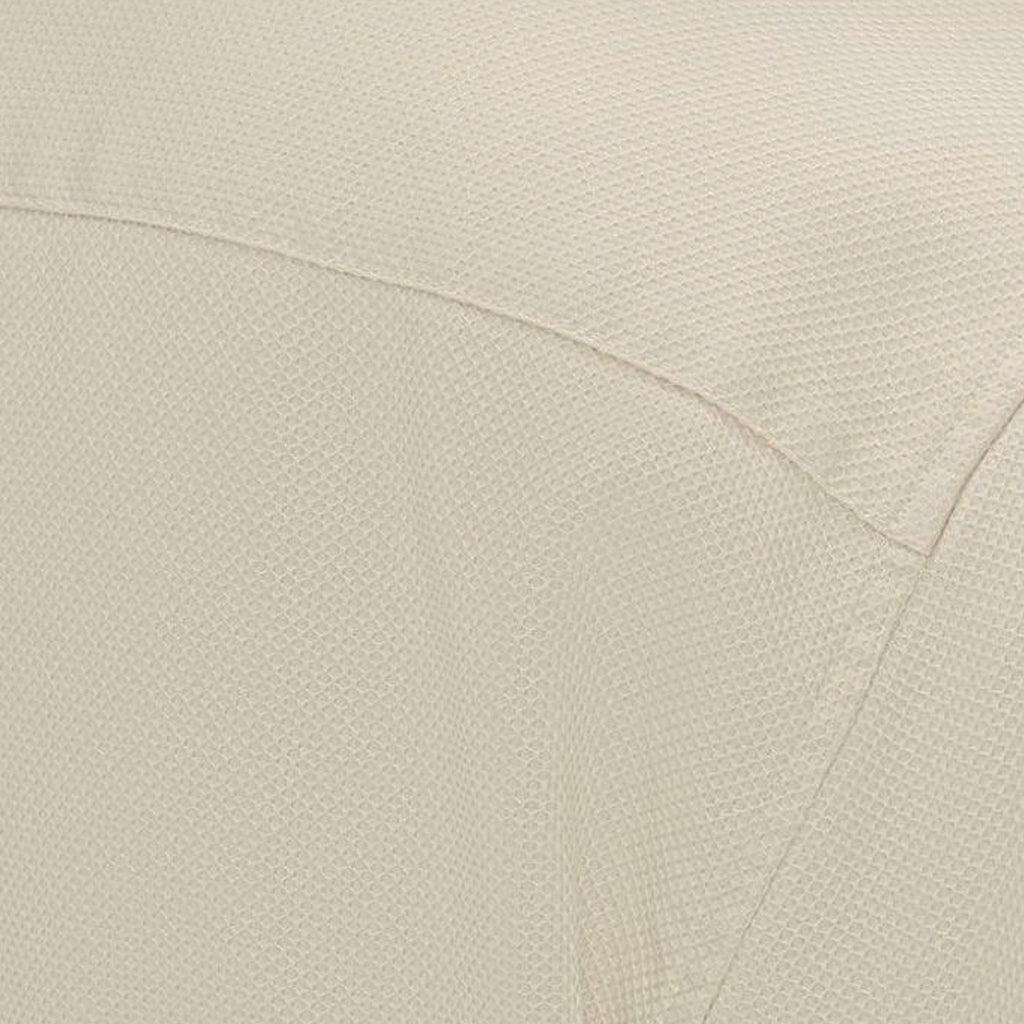 Fred Perry M7774 Pique Texture Revere Collar Shirt - Oatmeal