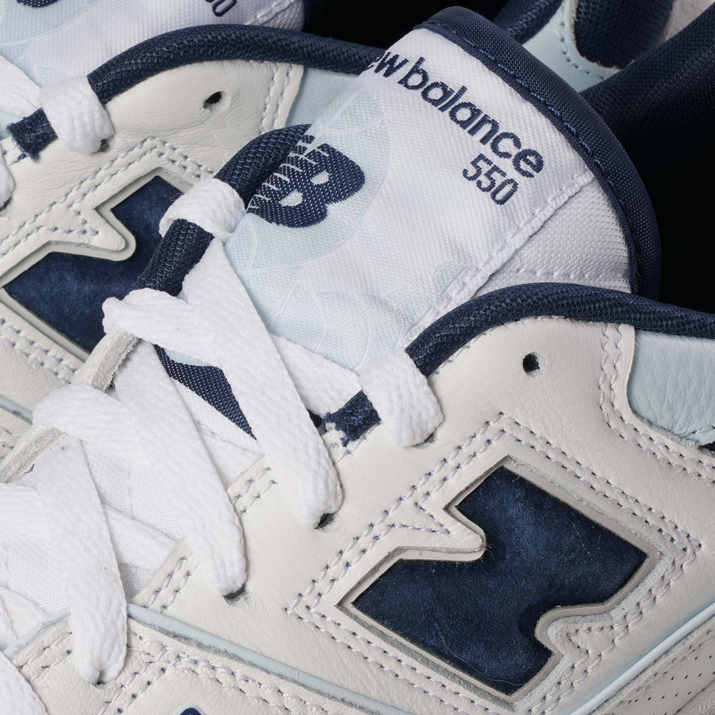 550 - White and Blue