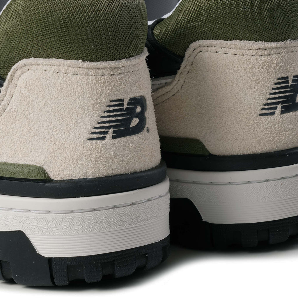 550 - White and Green