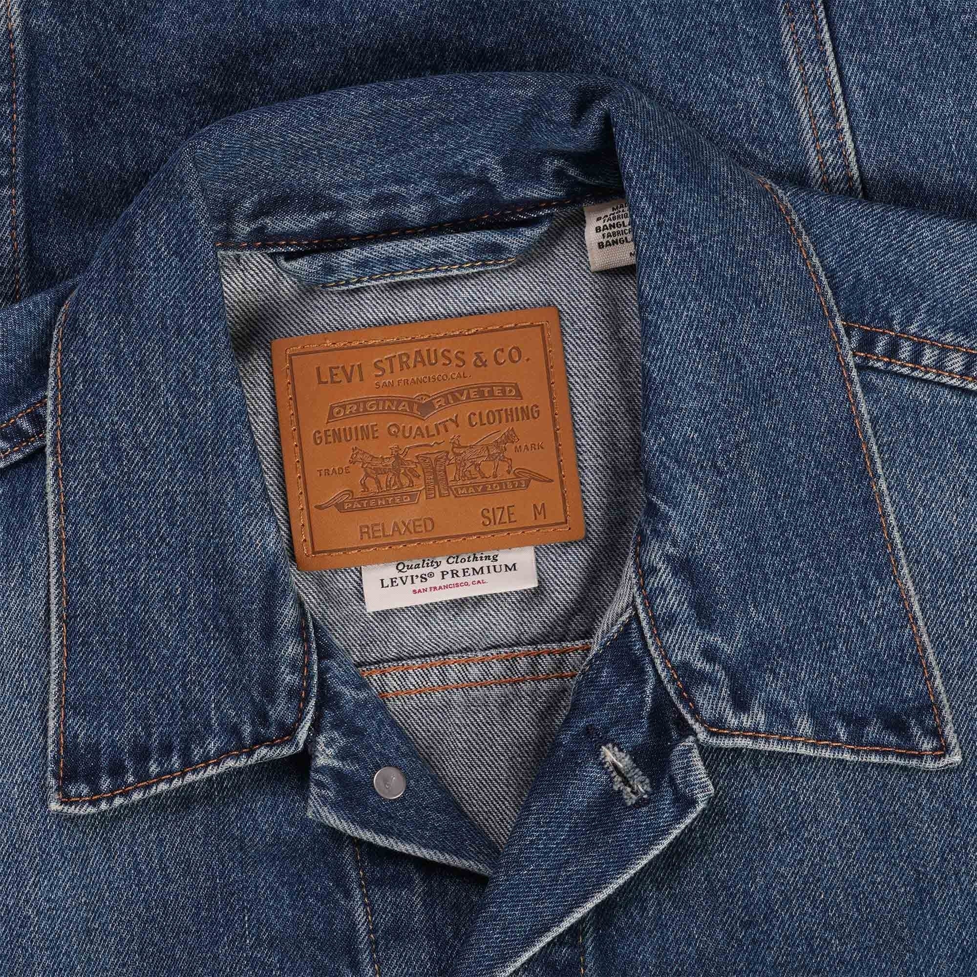 Levi's® Relaxed Fit Trucker Jacket - Waterfalls