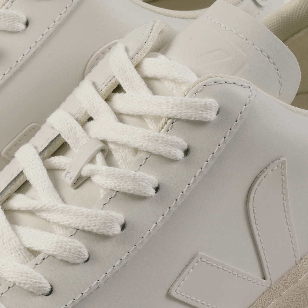 V-12 Leather - Extra White