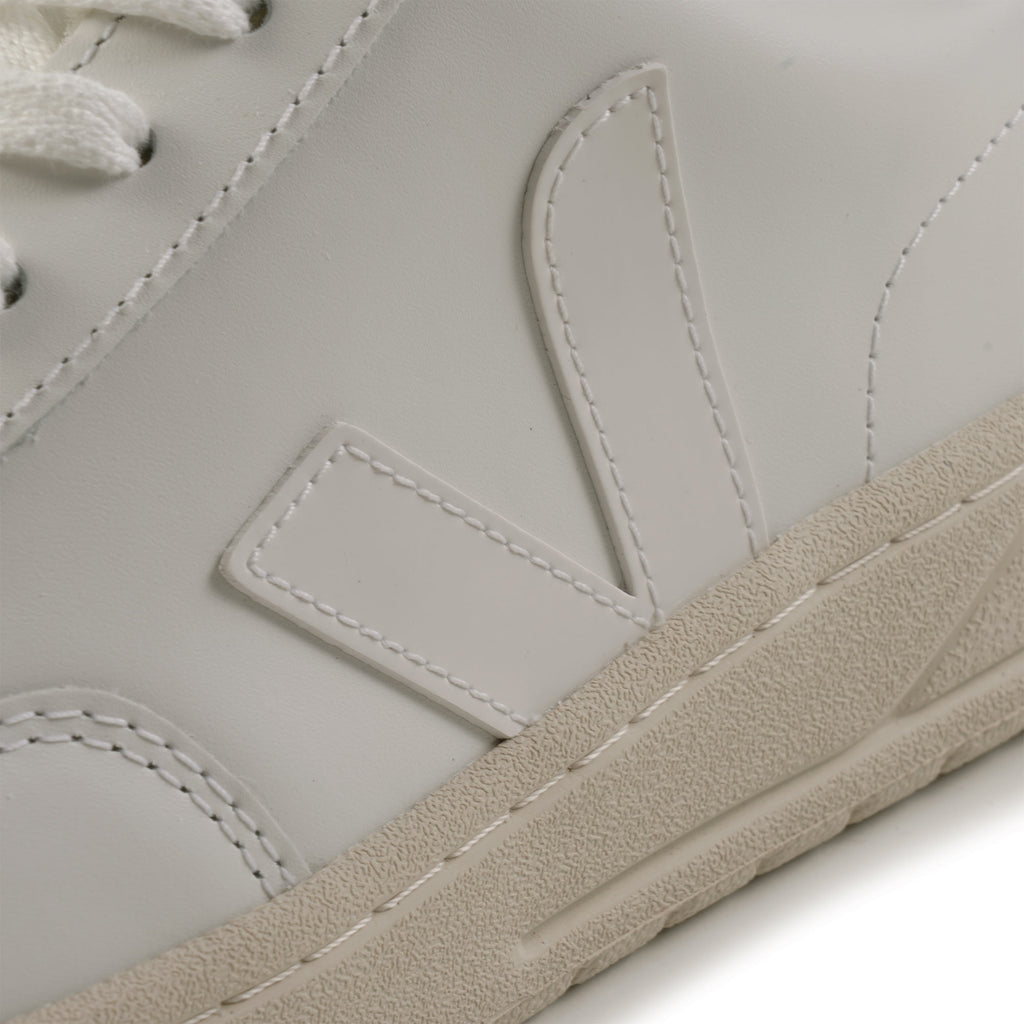 V-12 Leather - Extra White