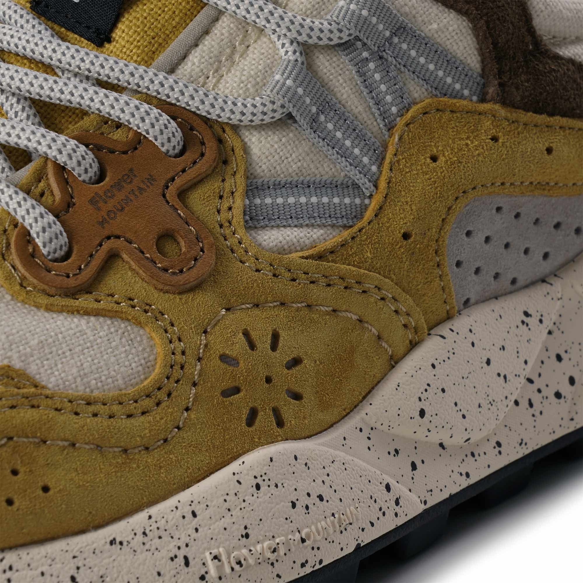 Flower Mountain Yamano 3 - Ochre and Bone