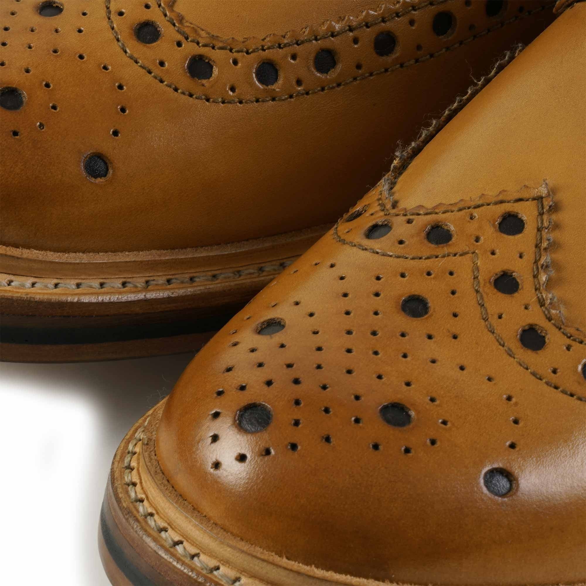 Grenson Archie Brogue Shoes -Tan