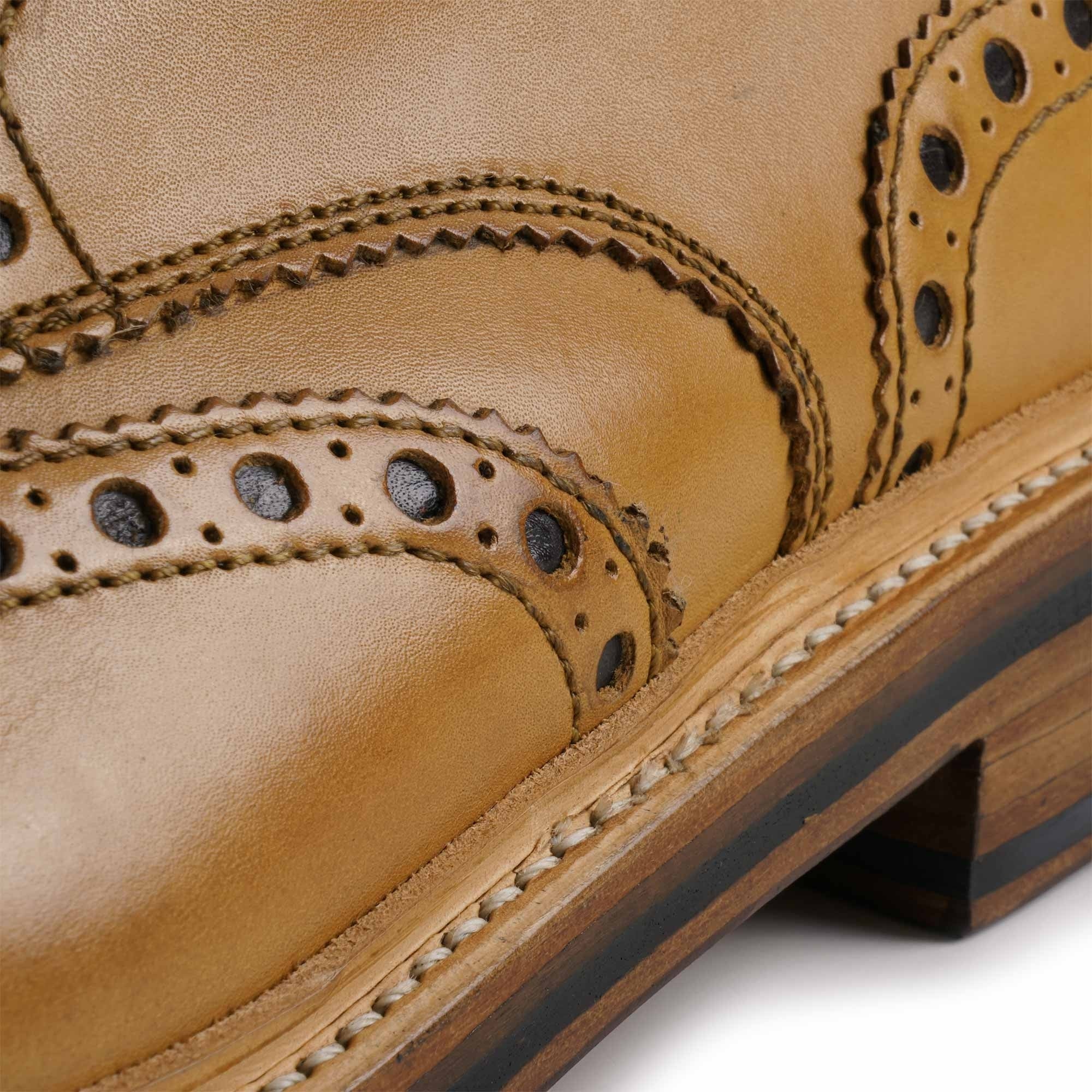 Grenson Archie Brogue Shoes -Tan