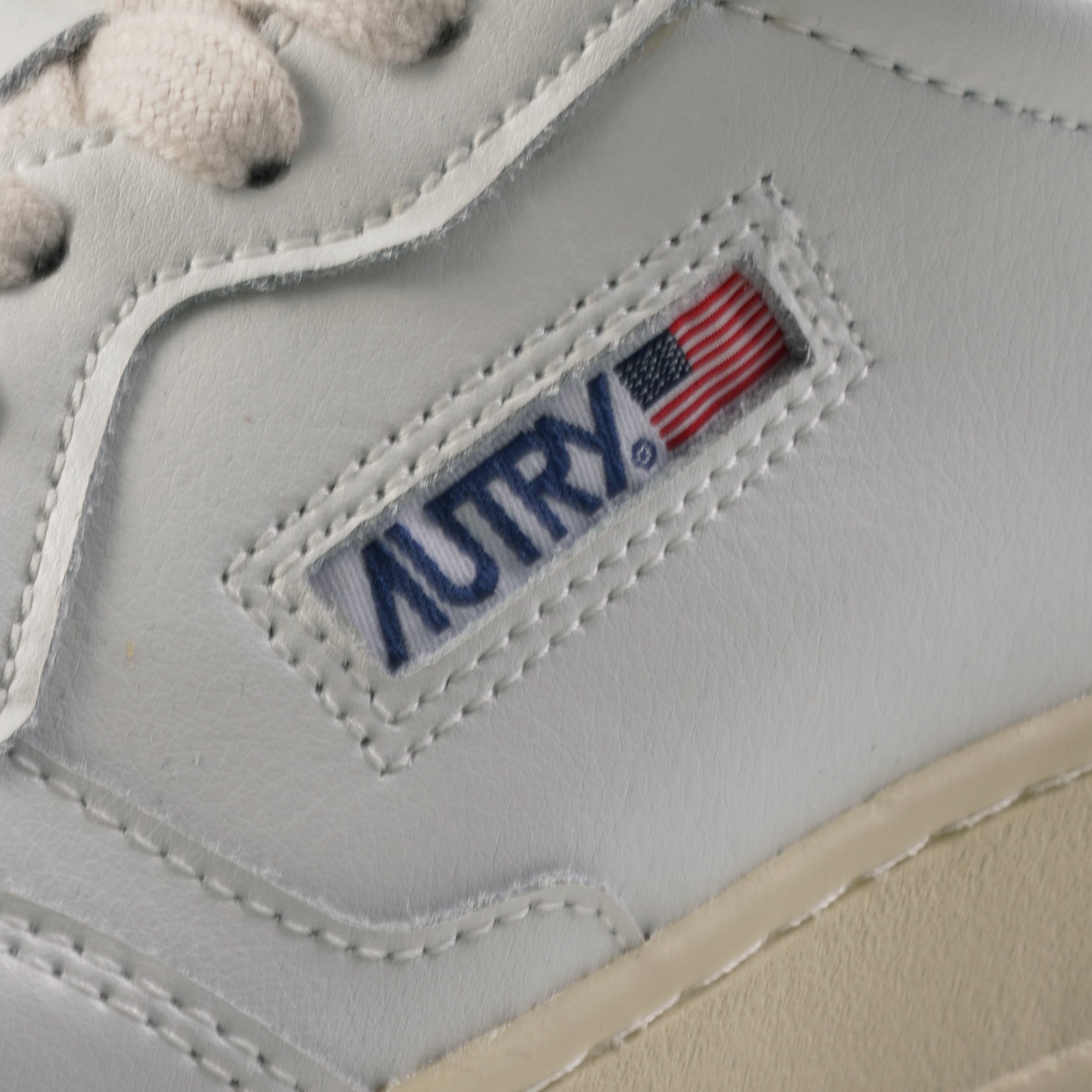 Medalist Low Sneaker - White/Green