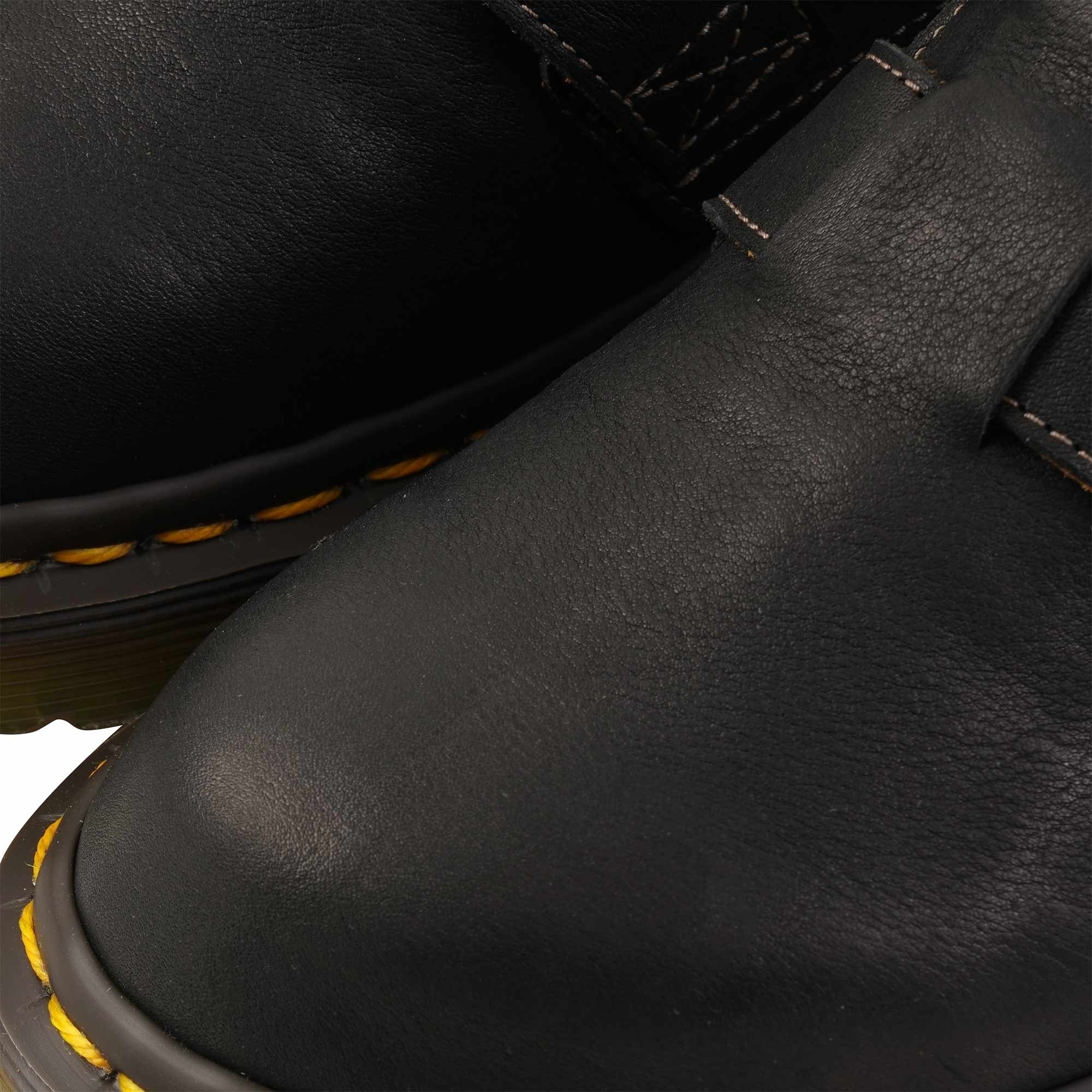 Dr. Martens Made In England Jorge DBL Natural Tumble - Black