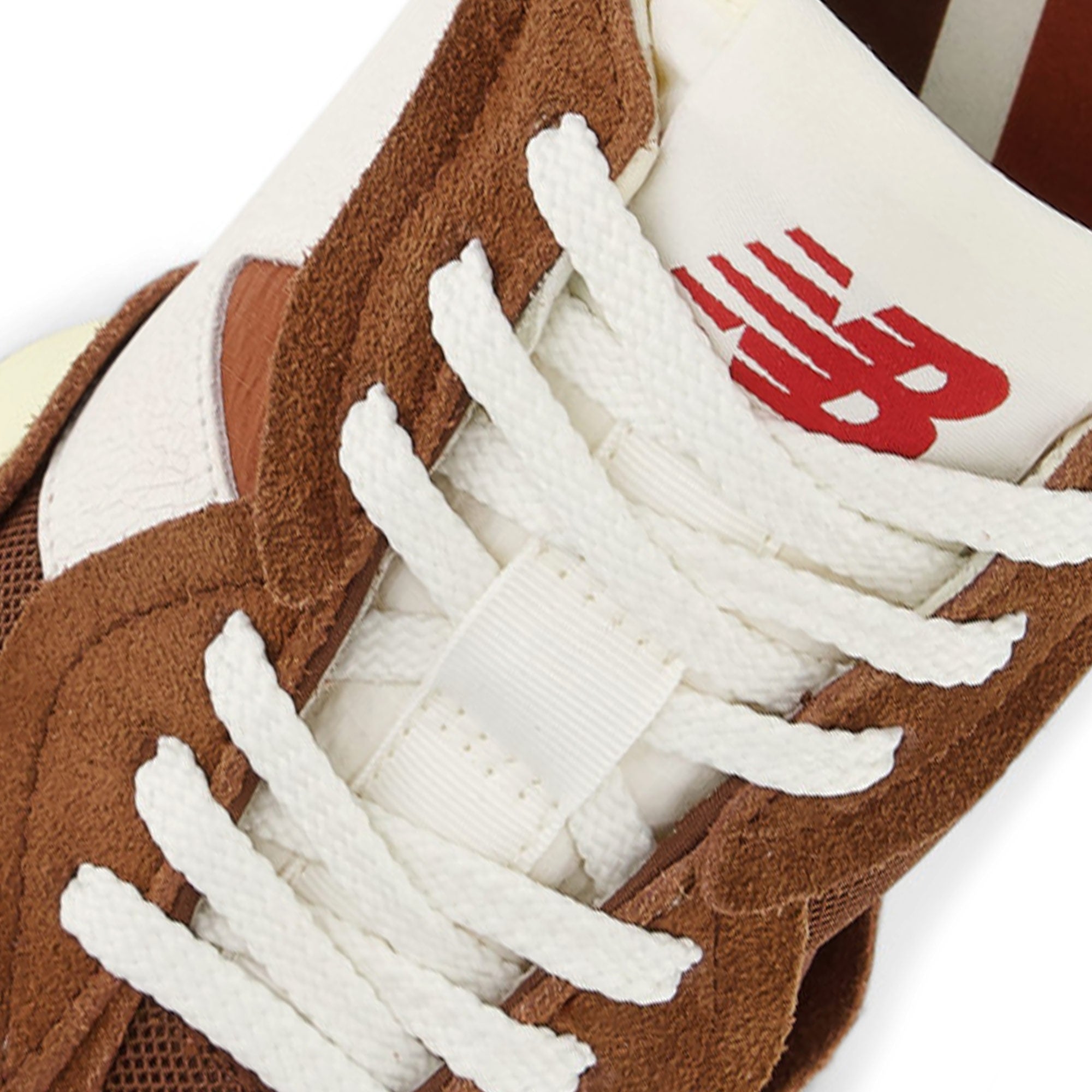 New Balance 327 - Brown