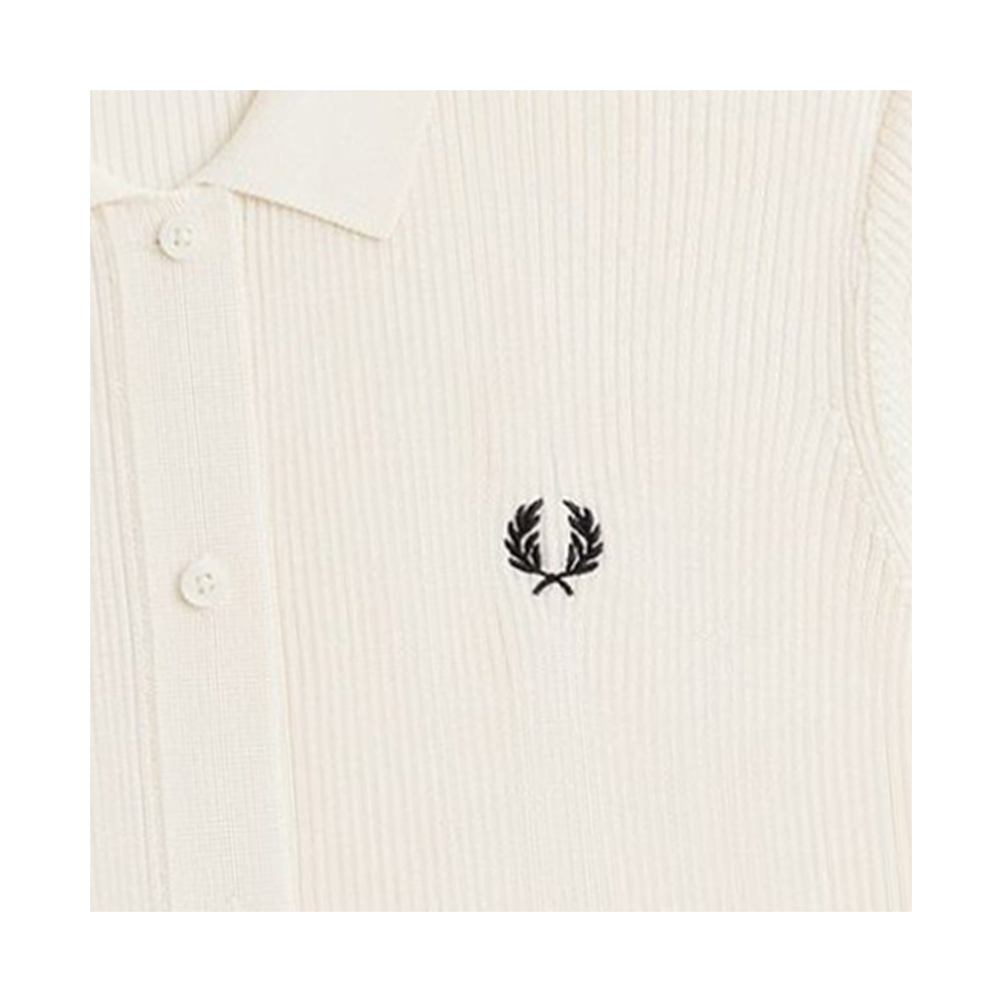 Fred Perry Ribbed Knitted Shirt ホワイト 襟付き Fred Perry Womens Ribbed Knitted Shirt - Ecru – Stuarts London