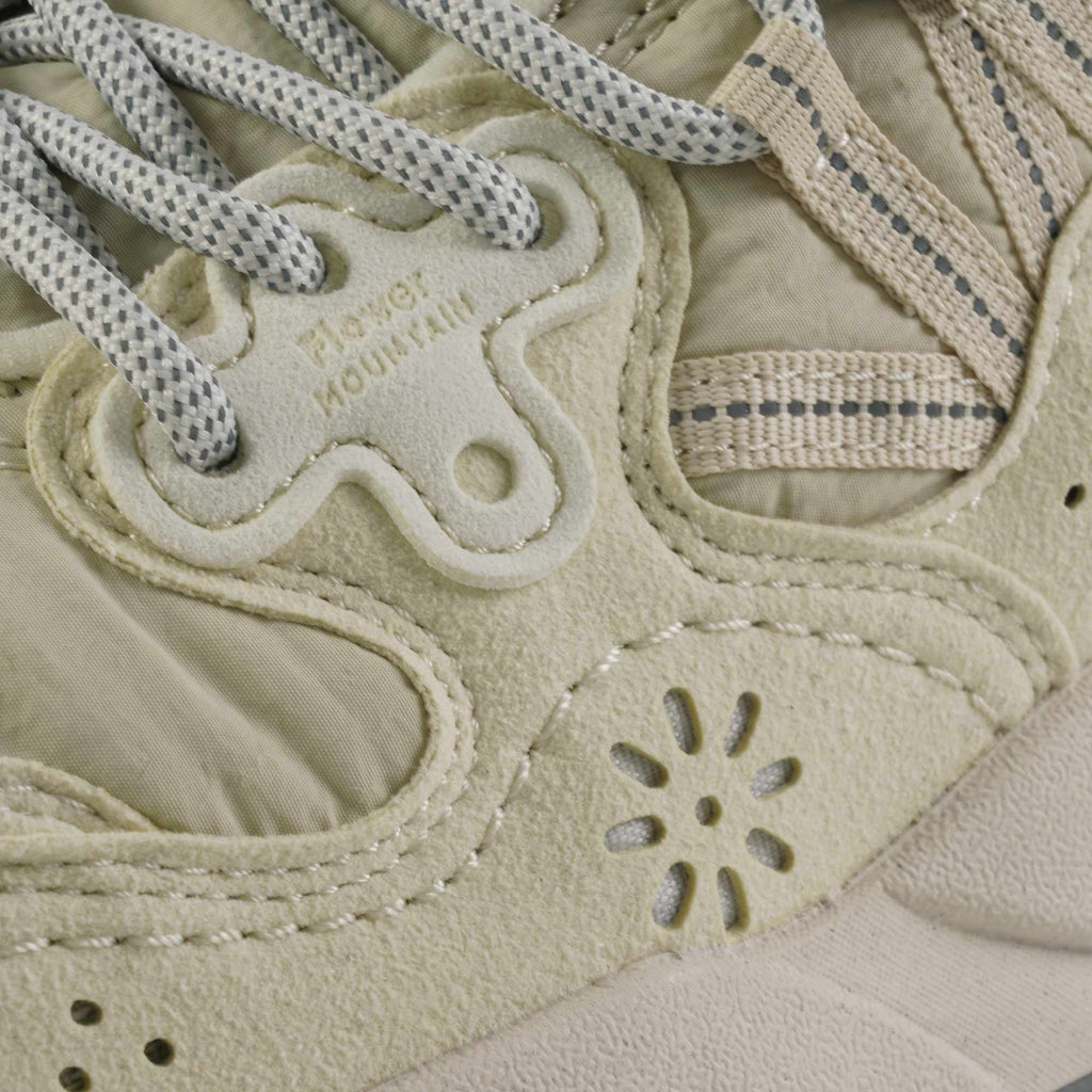 Flower Mountain Yamano 3 - Light Beige