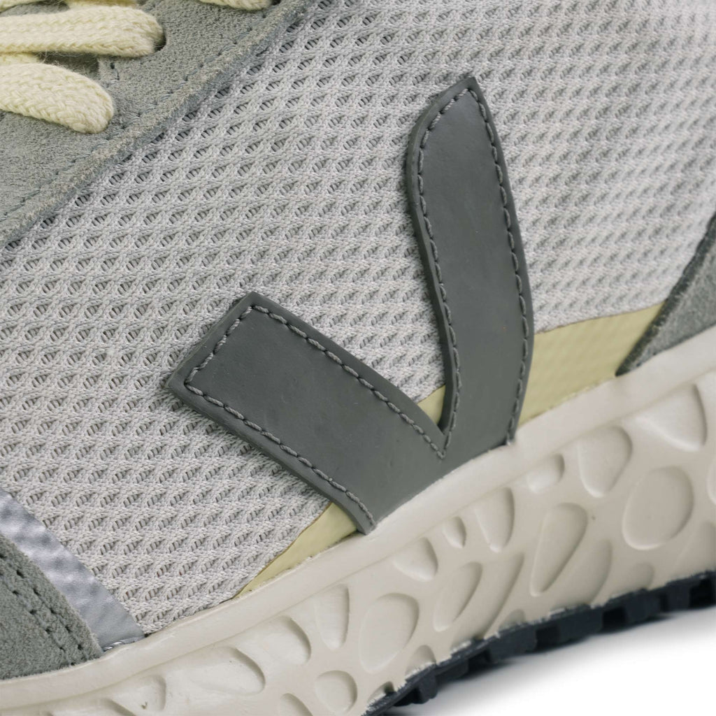 Veja Womens Condor Royale Alveomesh - Light Grey