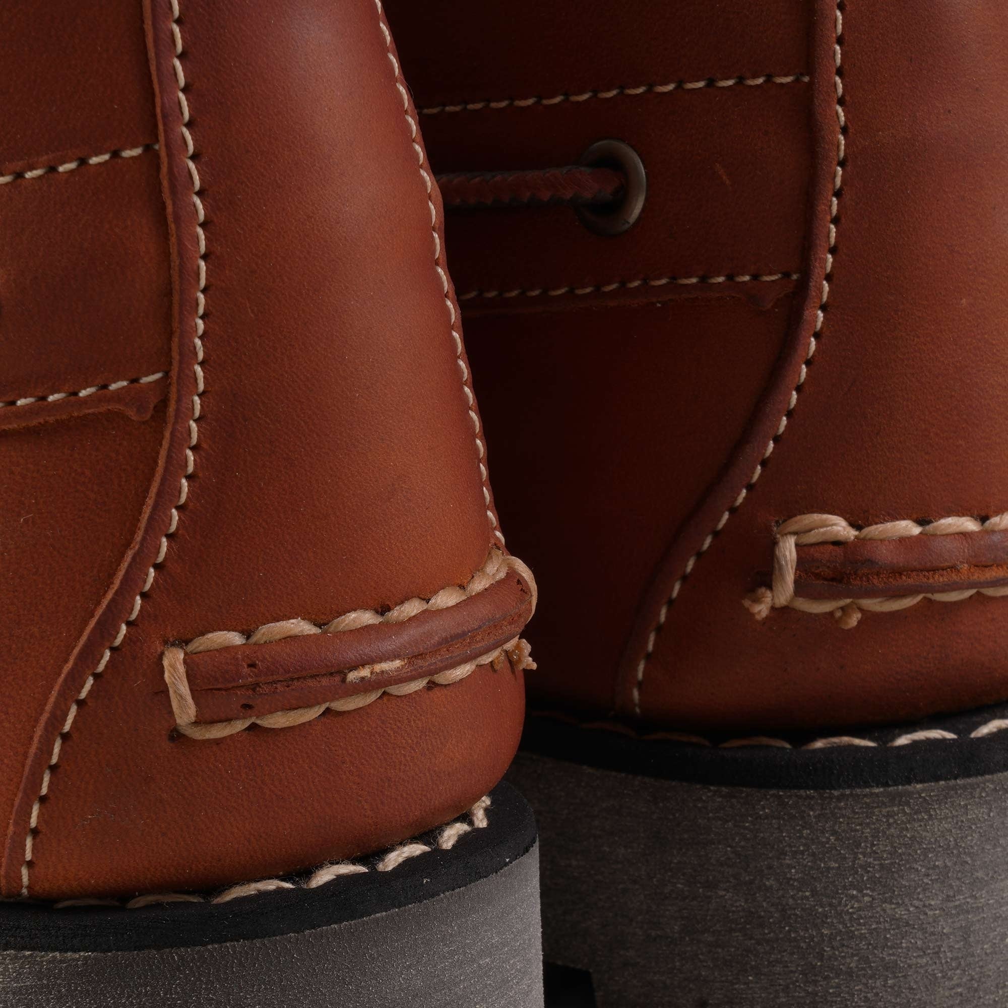 7-Eye Mid Lace Chukka Boots - Orange