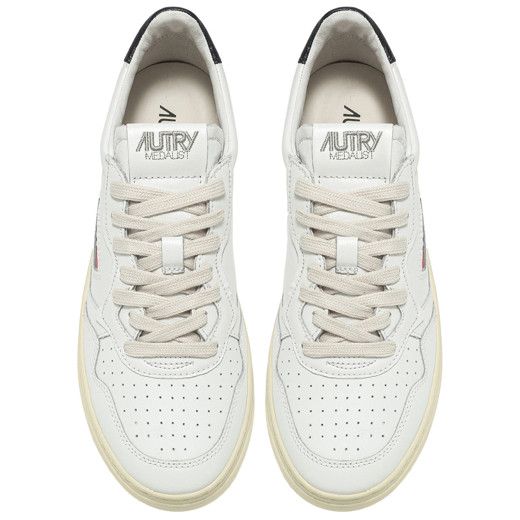 Medalist Low Sneaker - White/Black
