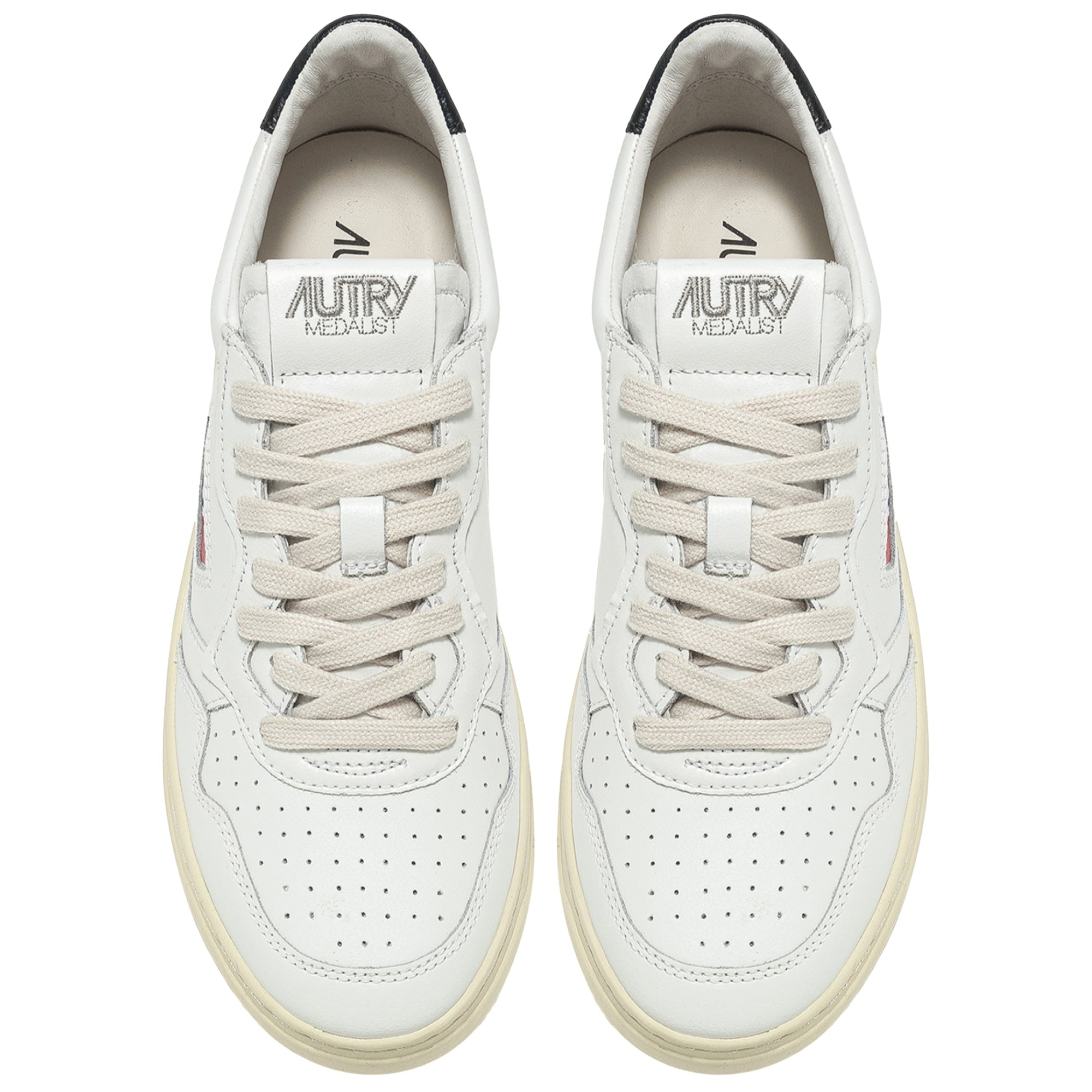 Medalist Low Sneaker - White/Black