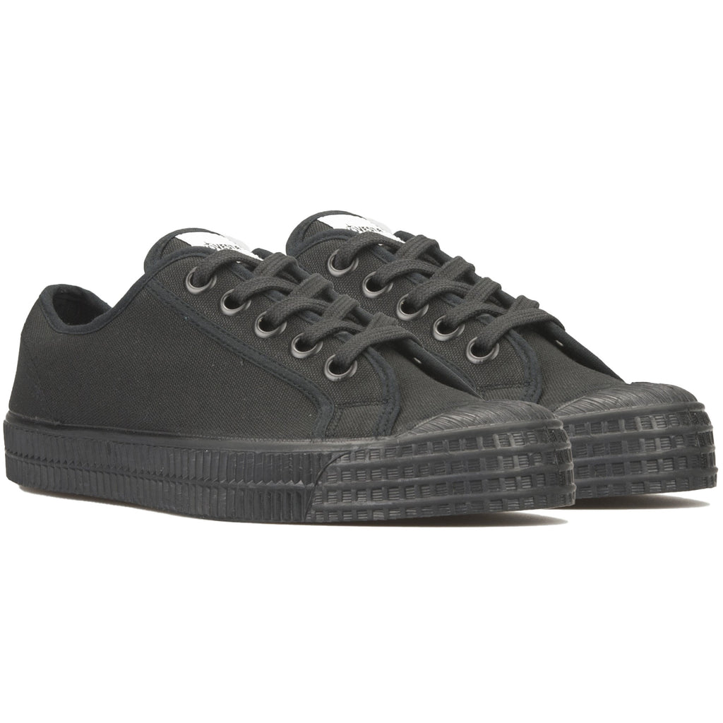 Star Master - All Black