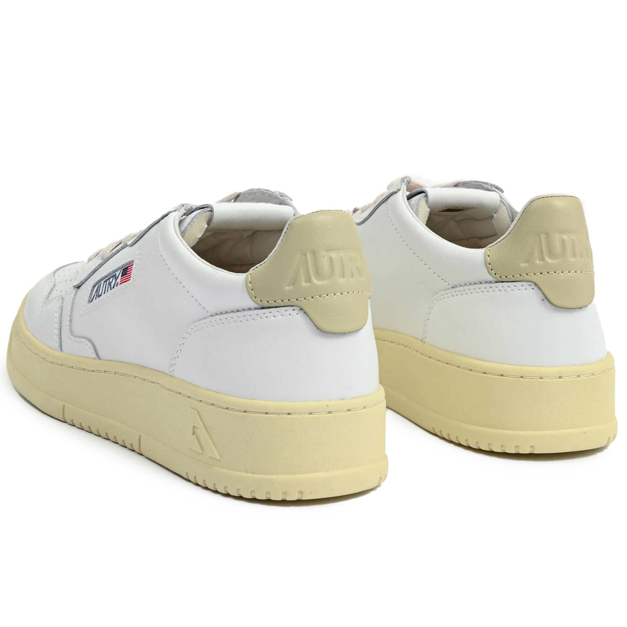 Autry Womens Medalist Low - White Foam - WLL87-WHF – Stuarts London
