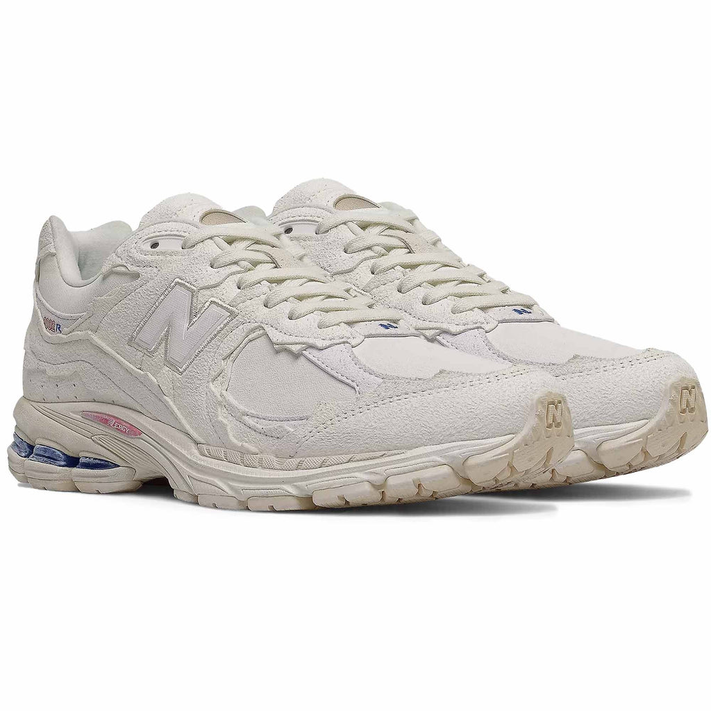 2002R Protection Pack Shoes - White