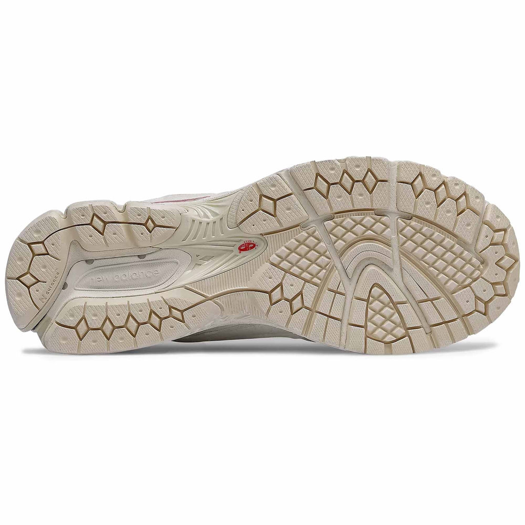 2002R Protection Pack Shoes - White