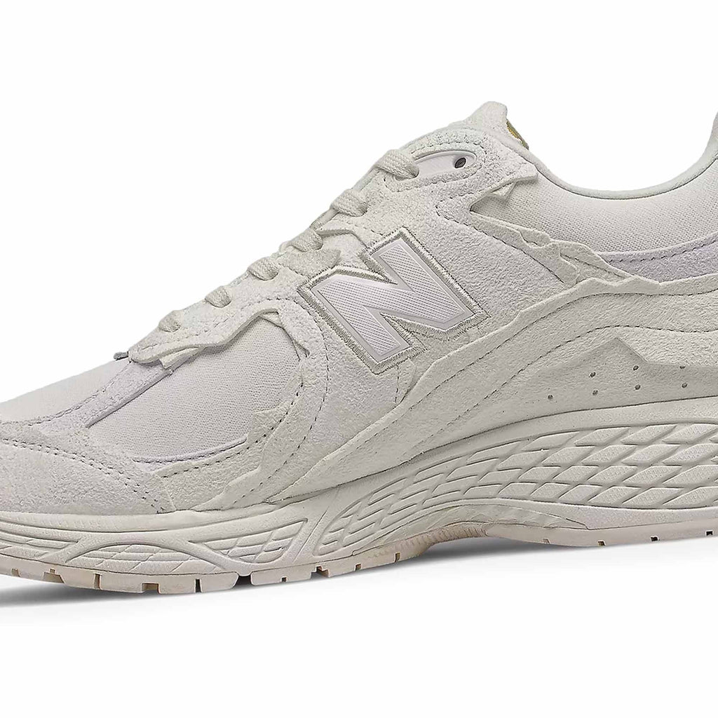 2002R Protection Pack Shoes - White